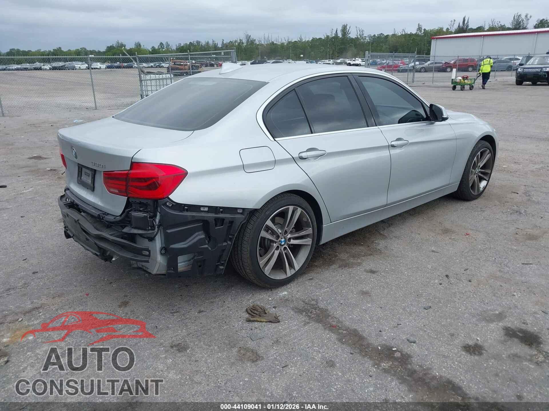 BMW 330I 2018 - WBA8B9C55JEE80954
