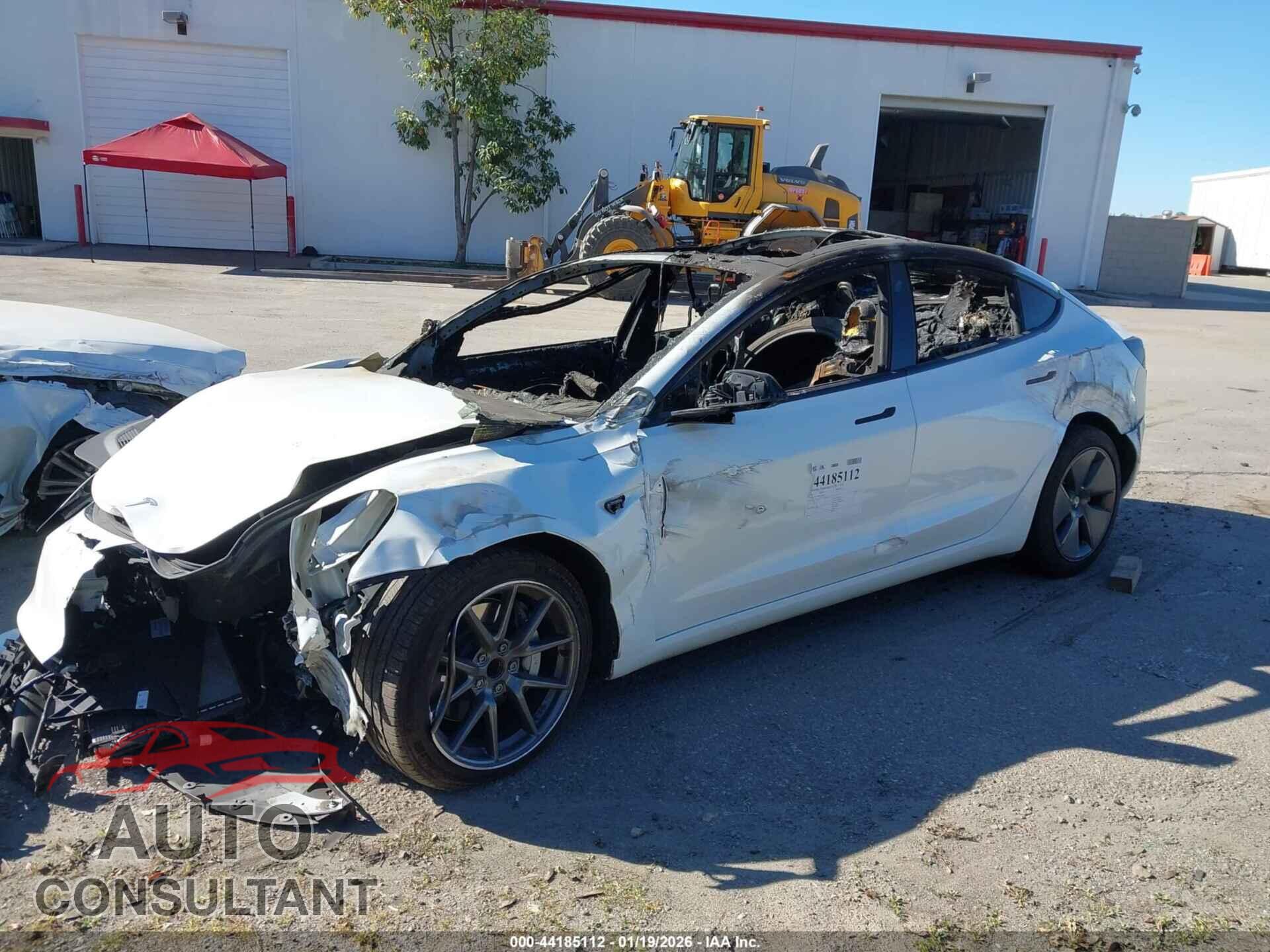 TESLA MODEL 3 2022 - 5YJ3E1EA8NF170847