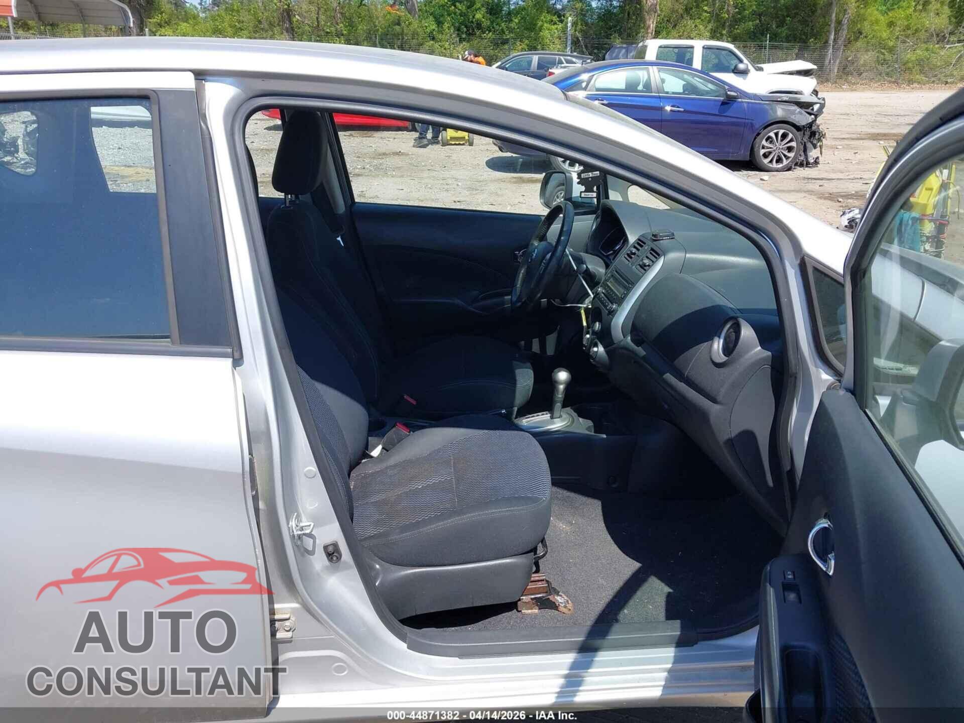 NISSAN VERSA NOTE 2014 - 3N1CE2CP3EL383321