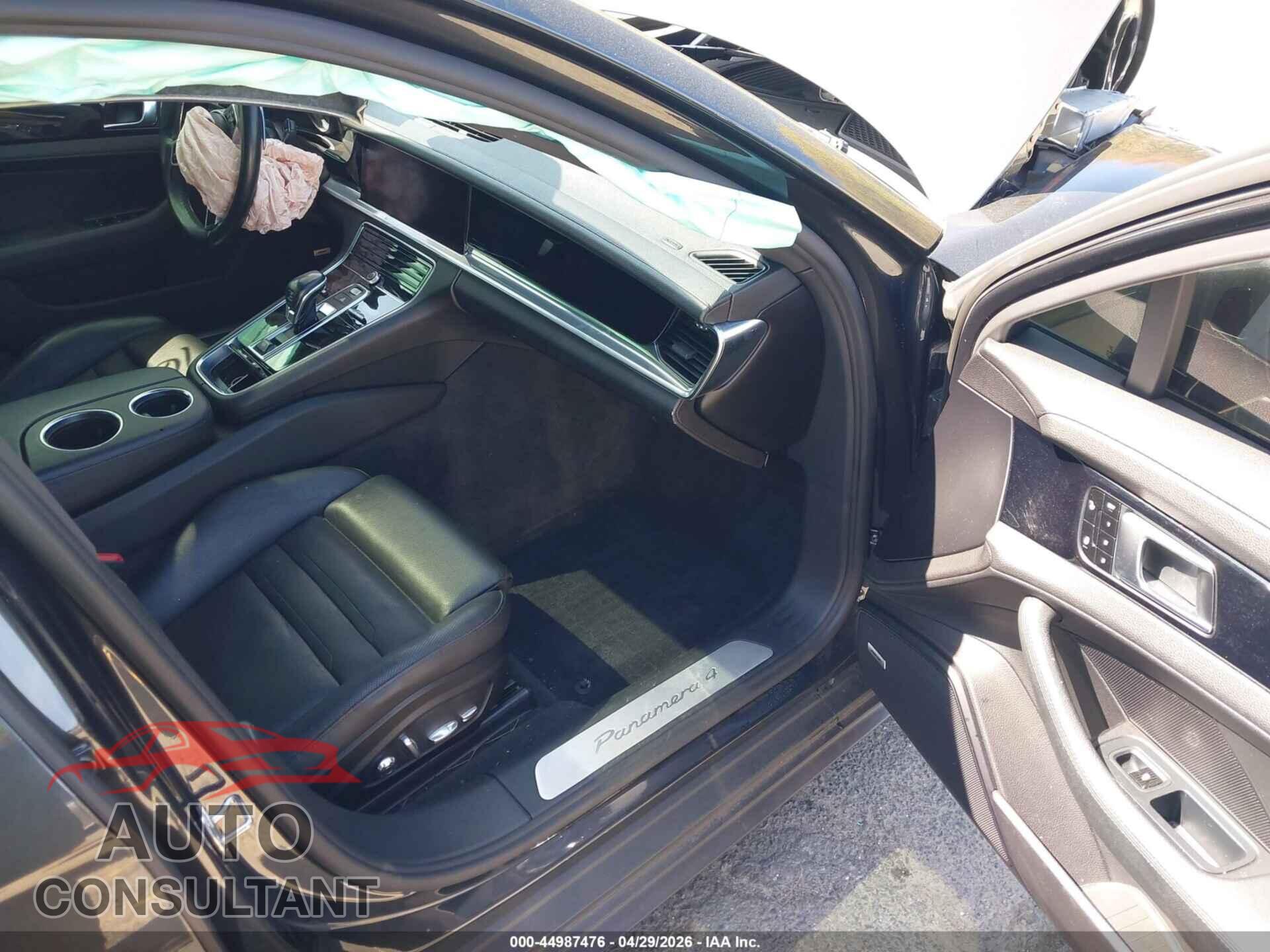 PORSCHE PANAMERA 2017 - WP0AA2A71HL101079