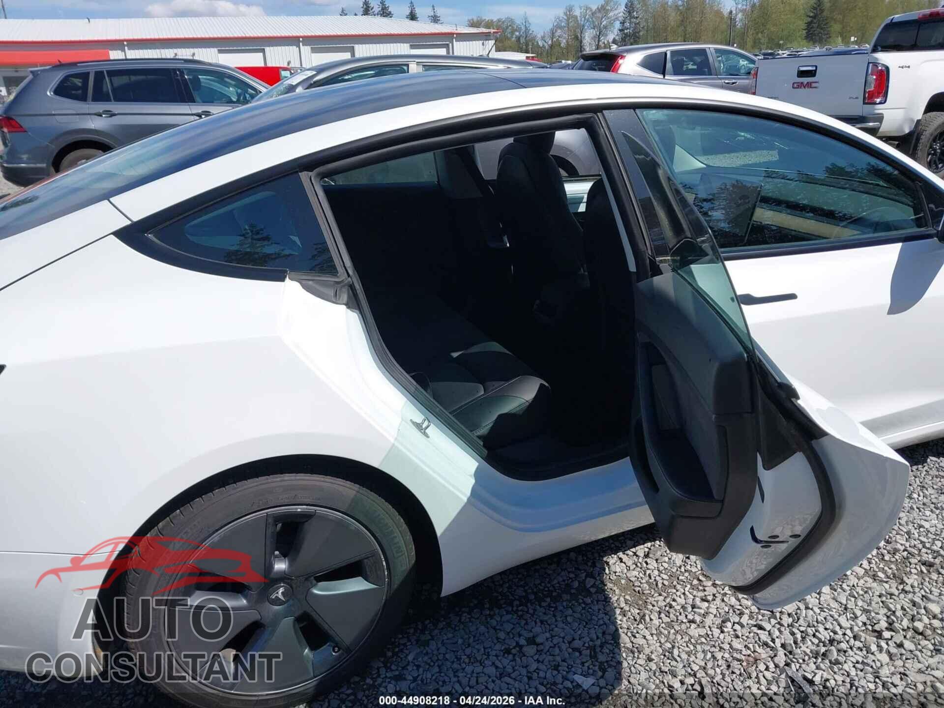 TESLA MODEL 3 2021 - 5YJ3E1EA8MF062159