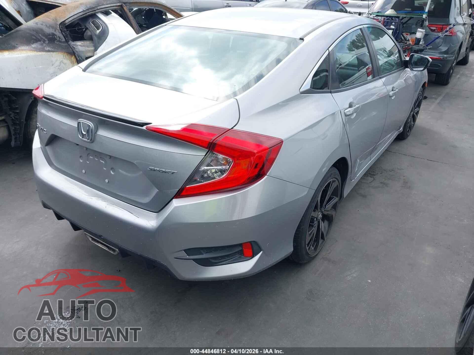 HONDA CIVIC 2019 - 2HGFC2F88KH584741