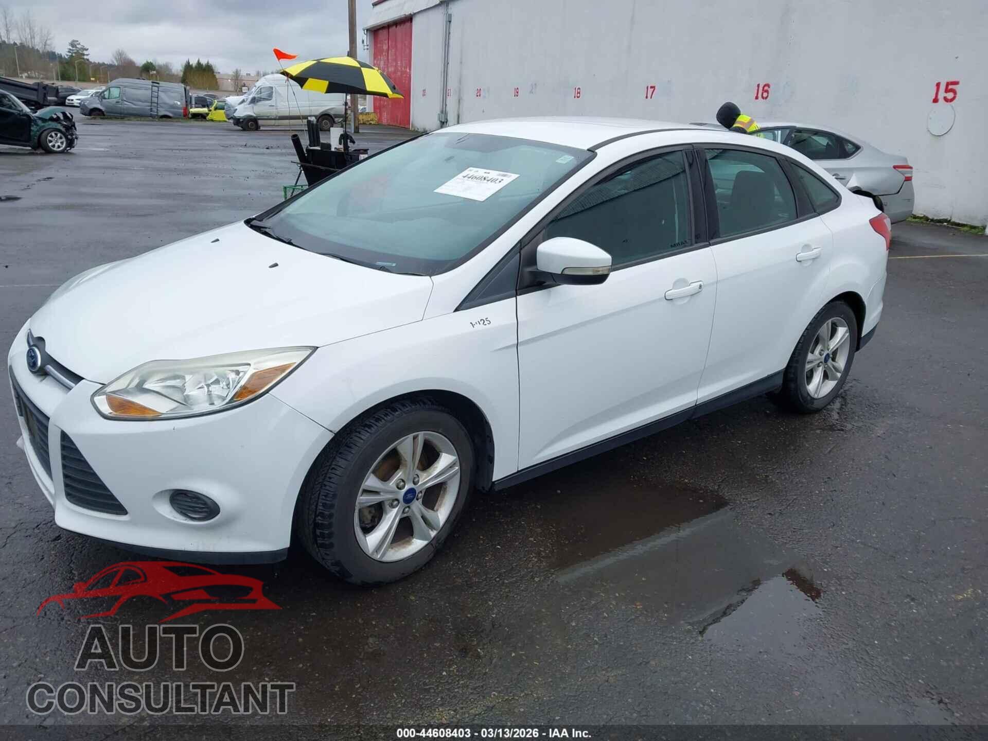 FORD FOCUS 2014 - 1FADP3F2XEL421811