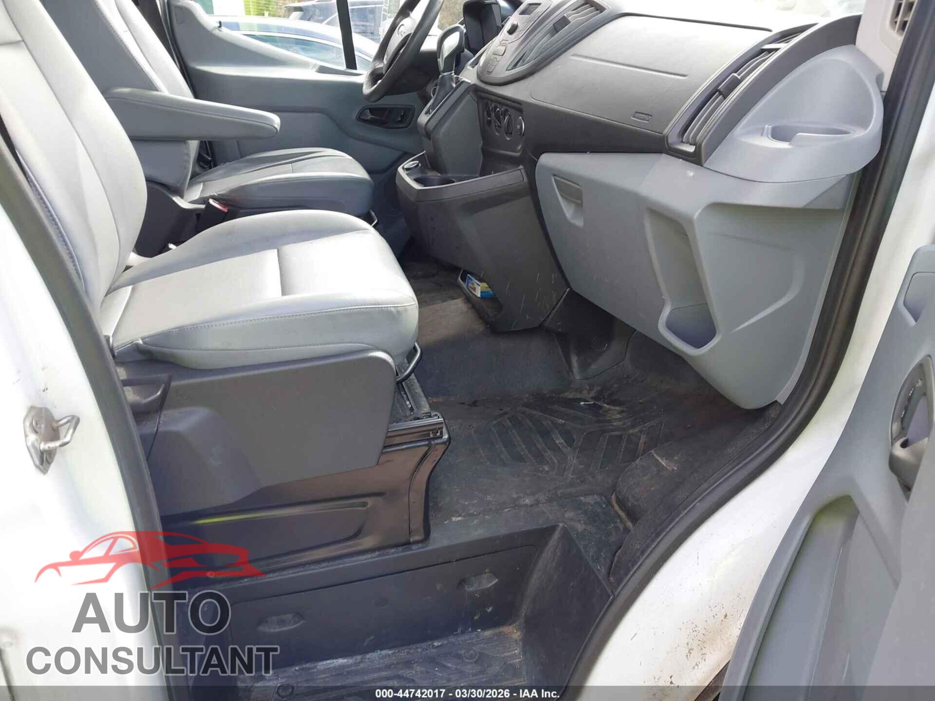 FORD TRANSIT-250 2017 - 1FTYR2ZM2HKB03401