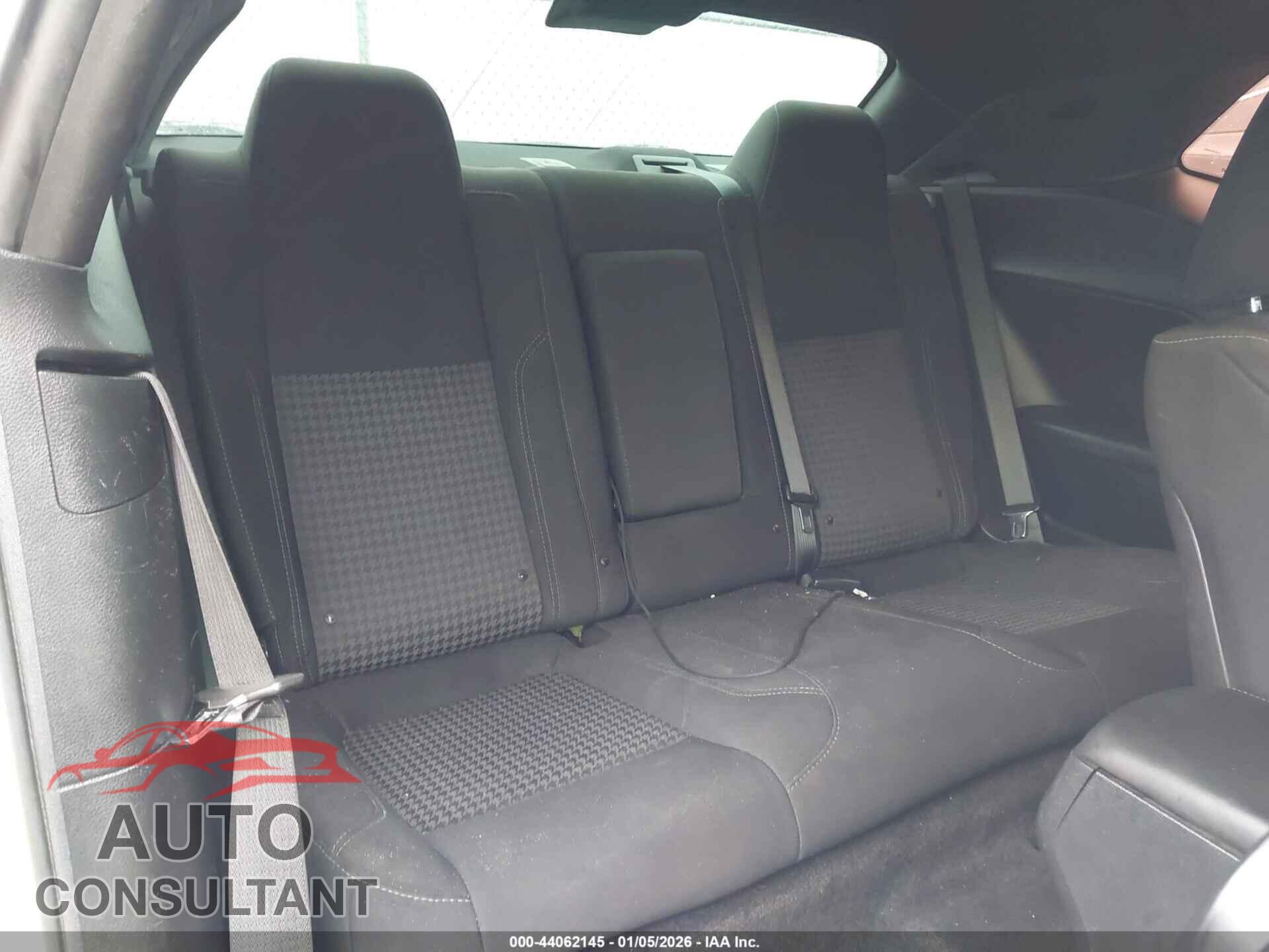 DODGE CHALLENGER 2015 - 2C3CDZAT3FH767770