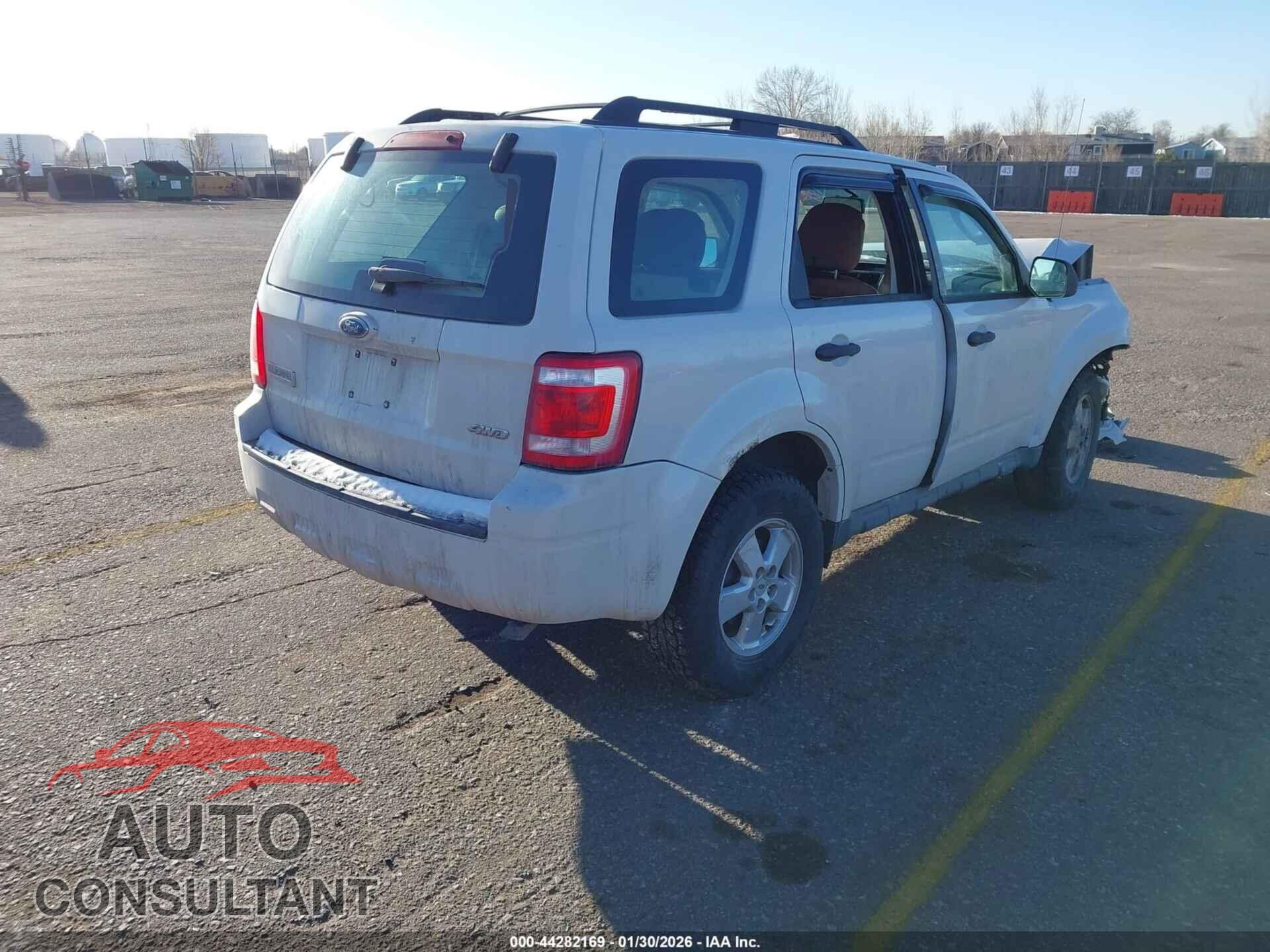 FORD ESCAPE 2009 - 1FMCU92769KC12057