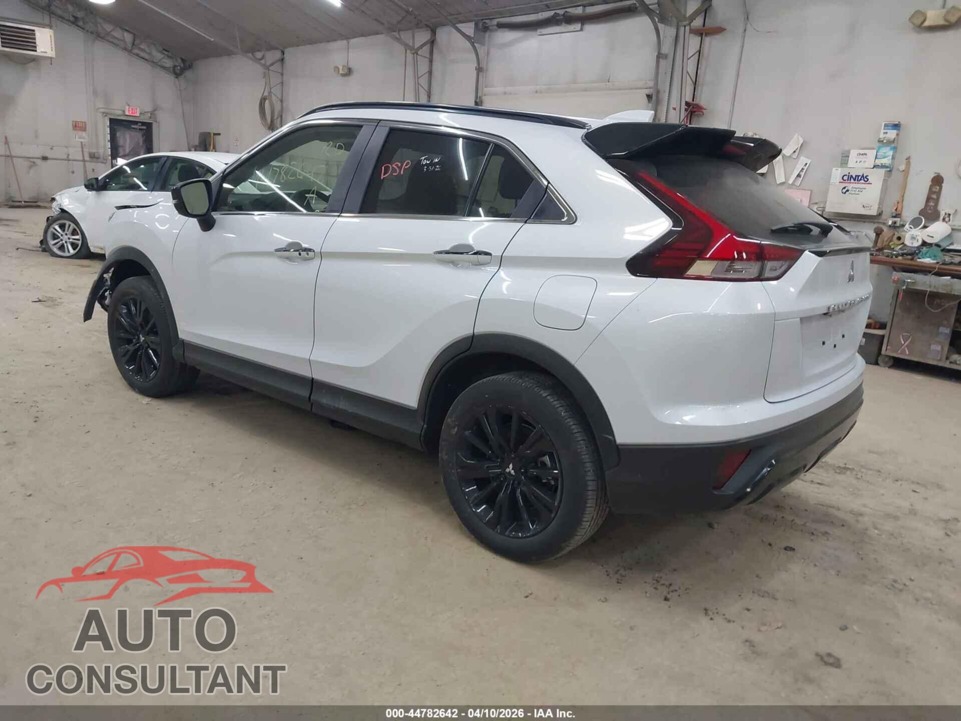 MITSUBISHI ECLIPSE CROSS 2025 - JA4ATWAA4SZ032240