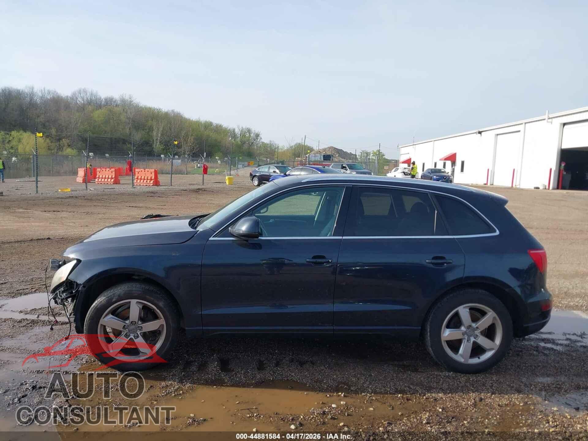 AUDI Q5 2012 - WA1LFAFP8CA128582