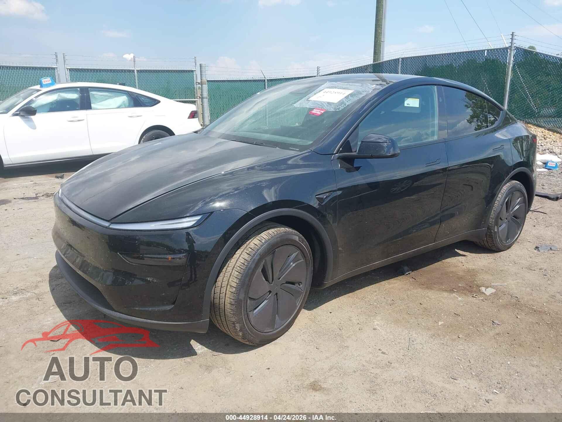 TESLA MODEL Y 2026 - 7SAYGDED1TA664458