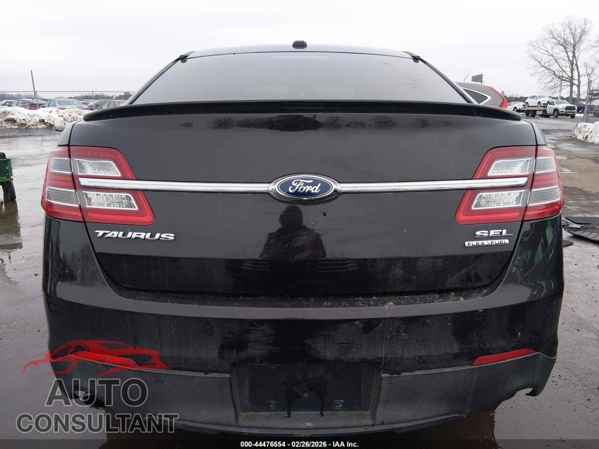 FORD TAURUS 2014 - 1FAHP2E83EG174237