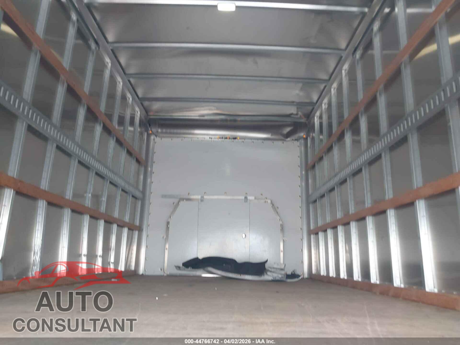 FORD E-350 CUTAWAY 2026 - 1FDWE3FN6TDD05074