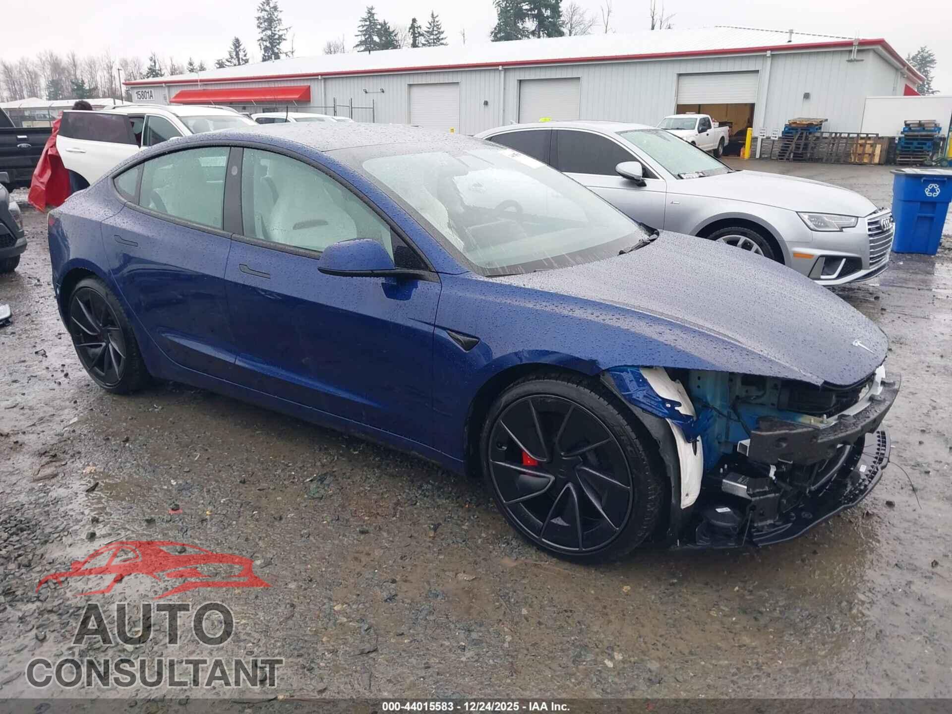 TESLA MODEL 3 2025 - 5YJ3E1ET8SF973817