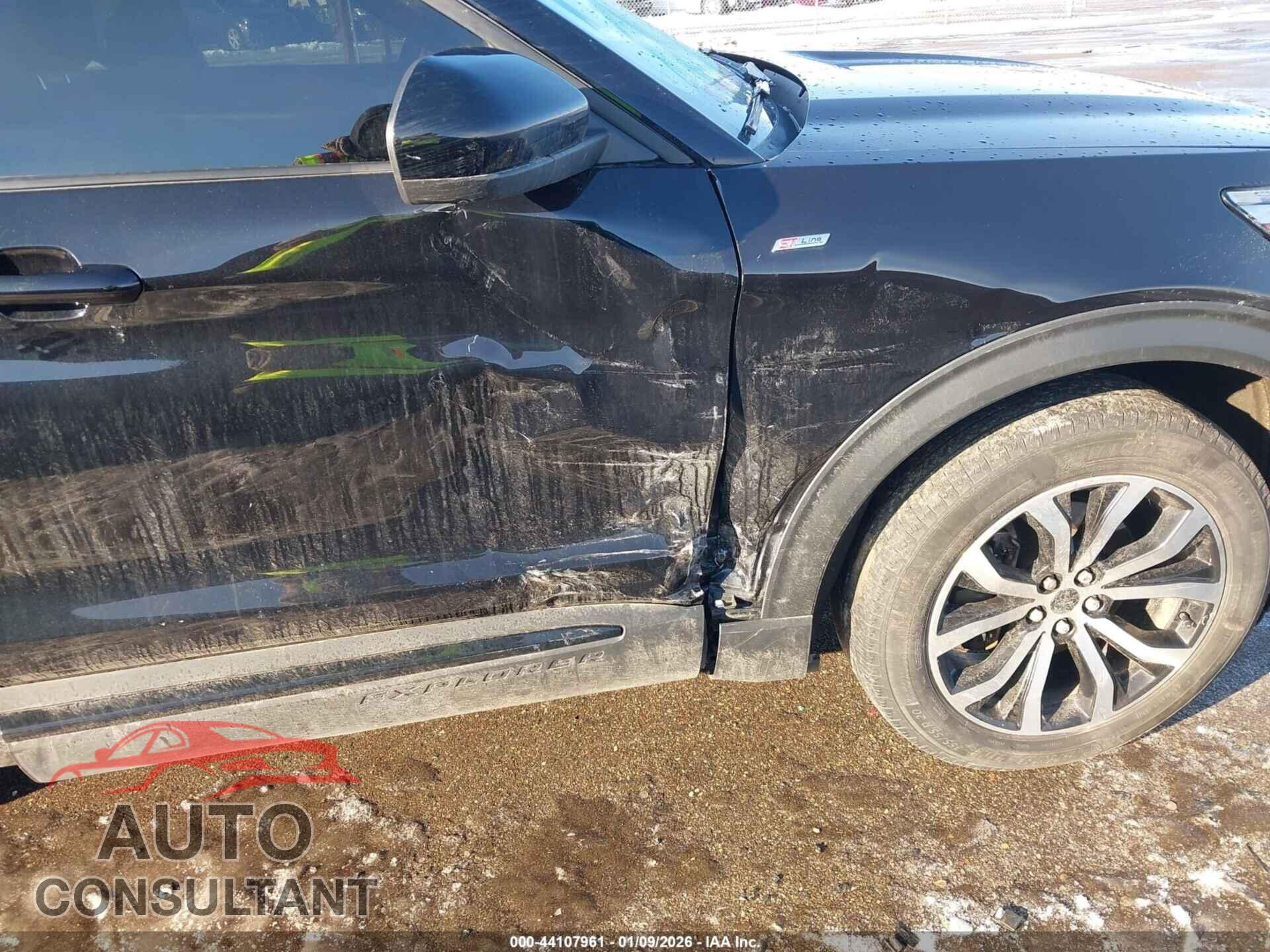 FORD EXPLORER 2022 - 1FMSK8KH7NGA96238
