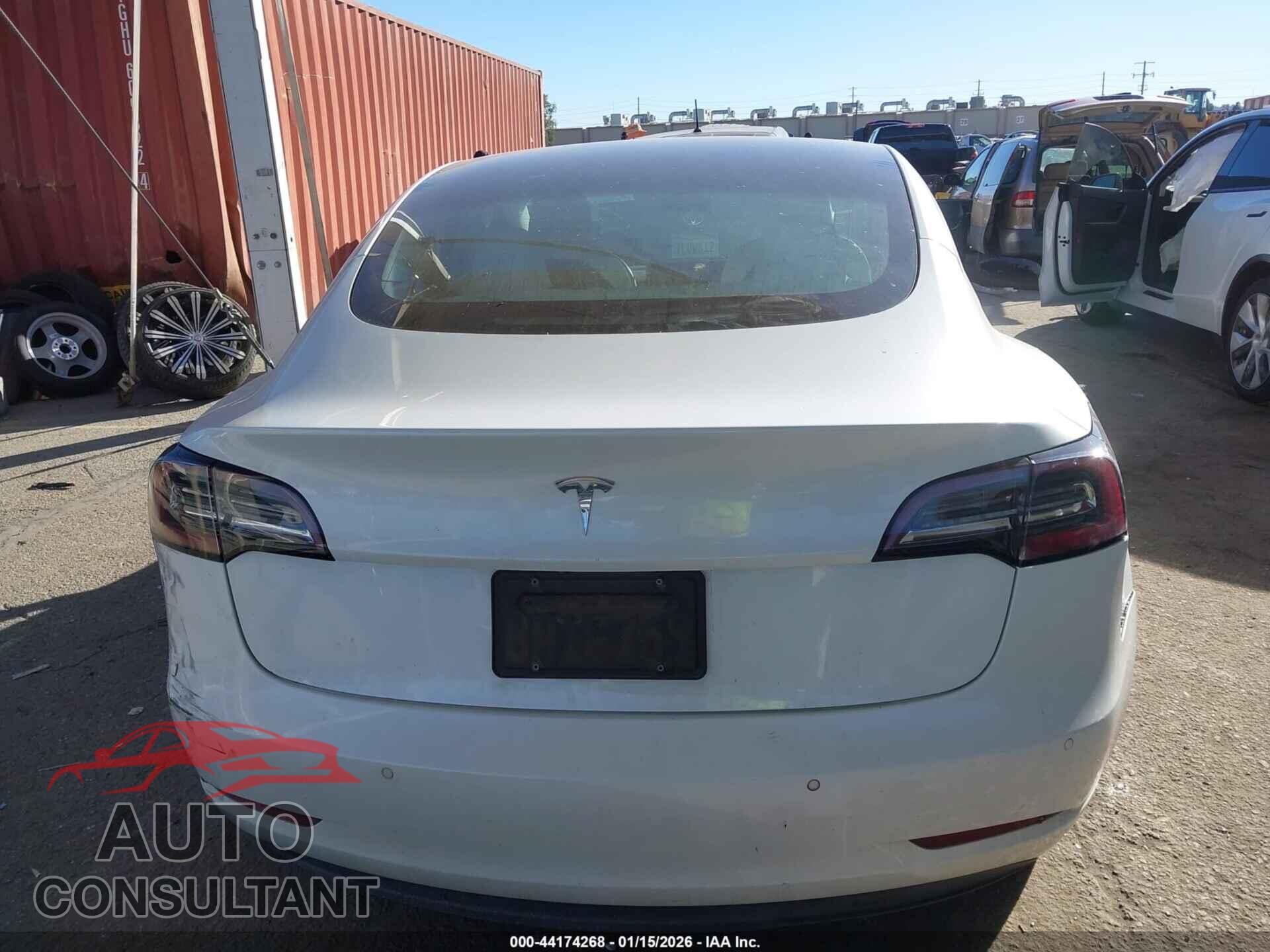TESLA MODEL 3 2019 - 5YJ3E1EA9KF509210
