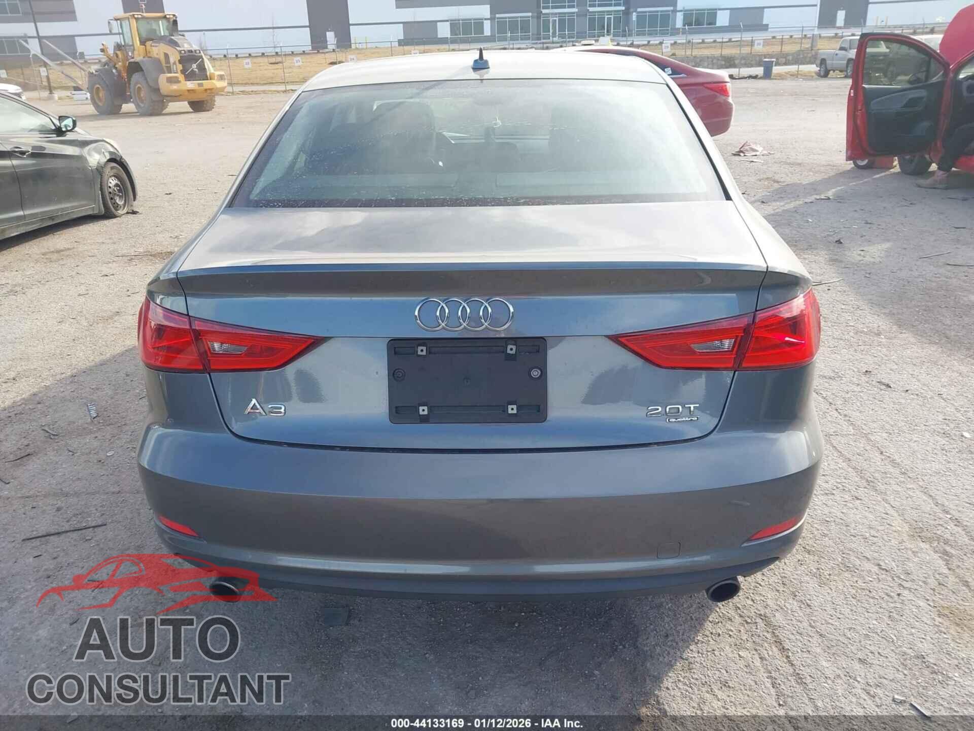 AUDI A3 2015 - WAUBFGFF0F1001824