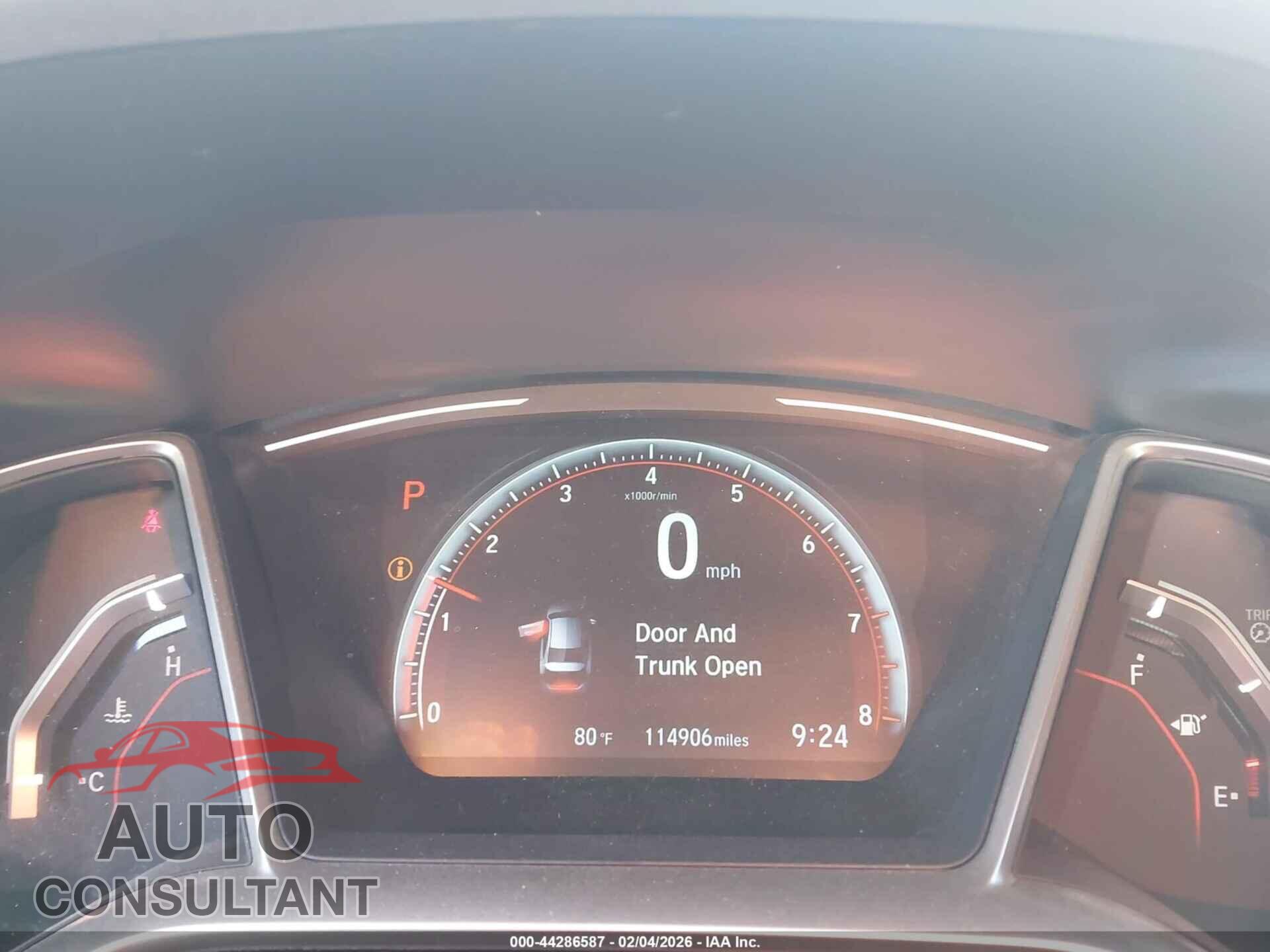 HONDA CIVIC 2019 - 2HGFC2F83KH548181
