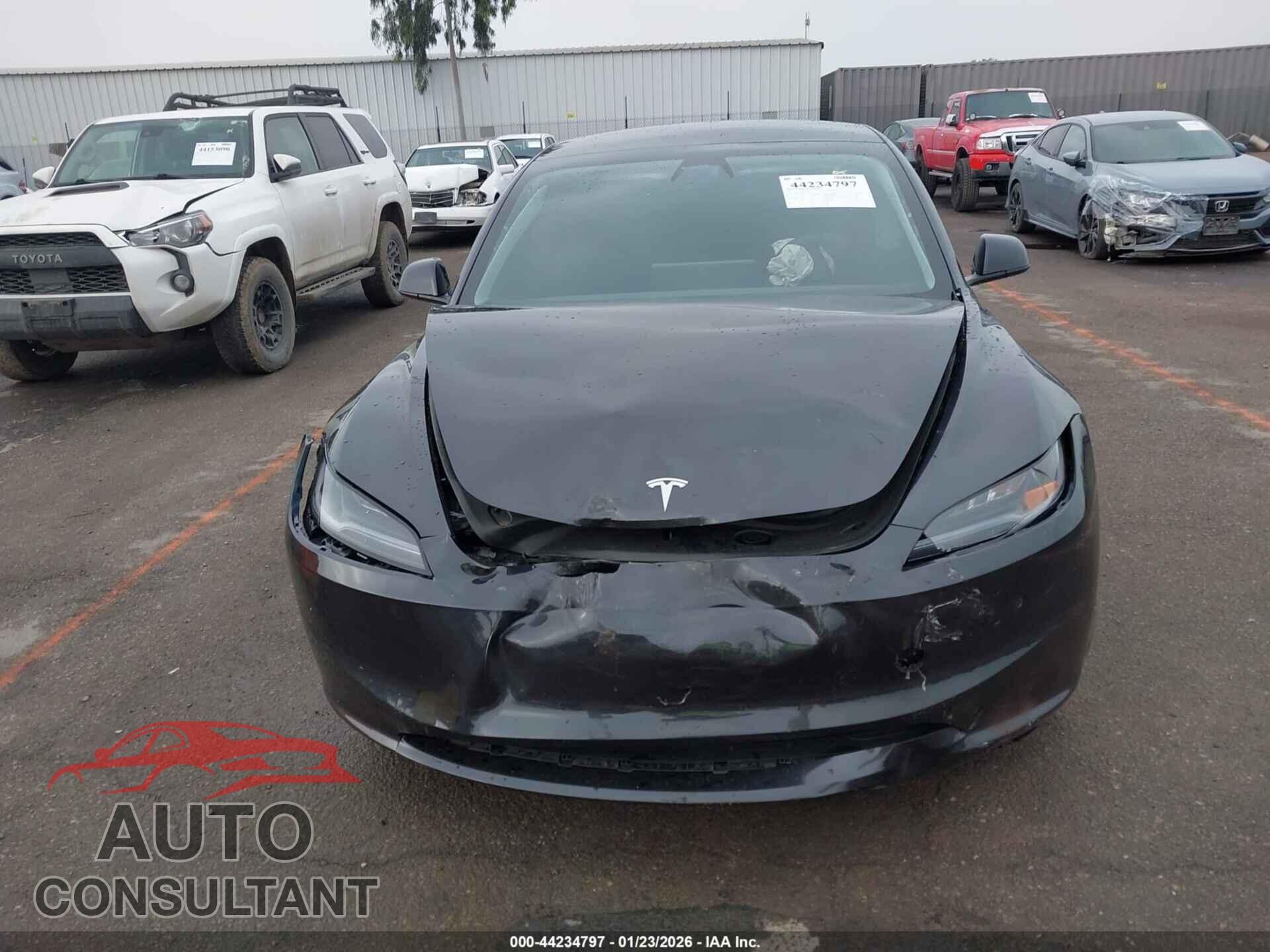 TESLA MODEL 3 2025 - 5YJ3E1EA0SF072519