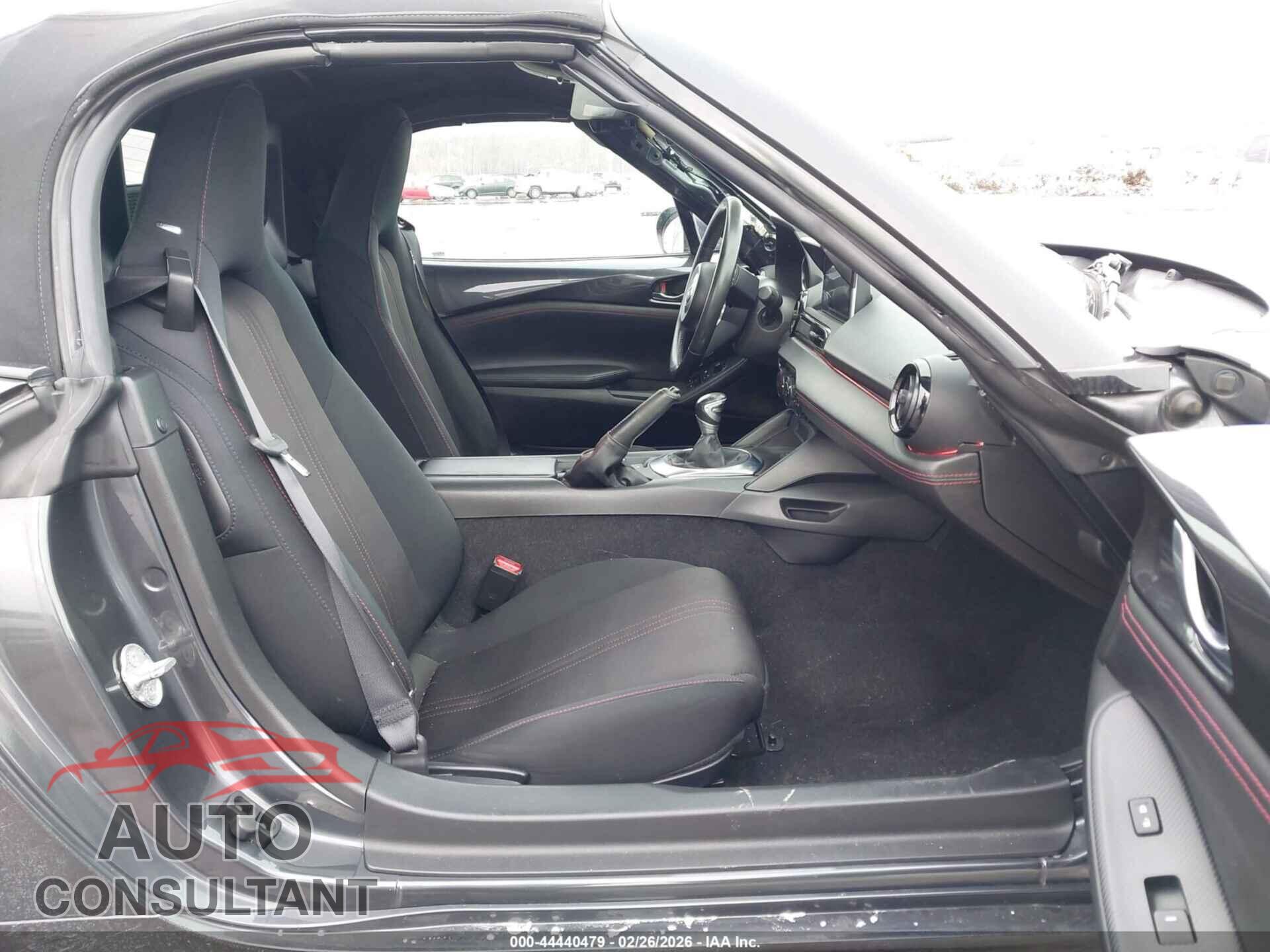 MAZDA MX-5 MIATA 2016 - JM1NDAC78G0117098
