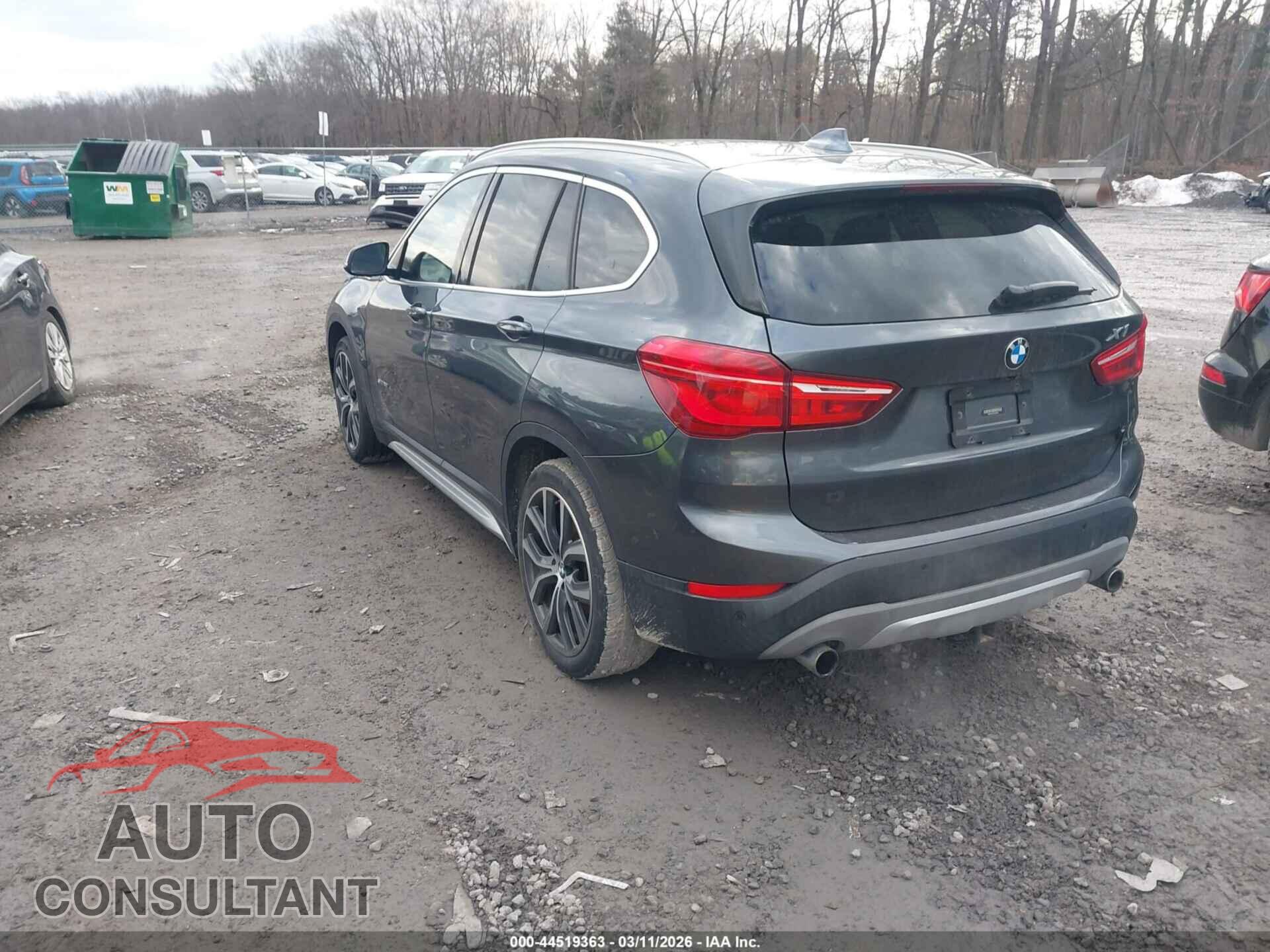 BMW X1 2017 - WBXHU7C33HP924914