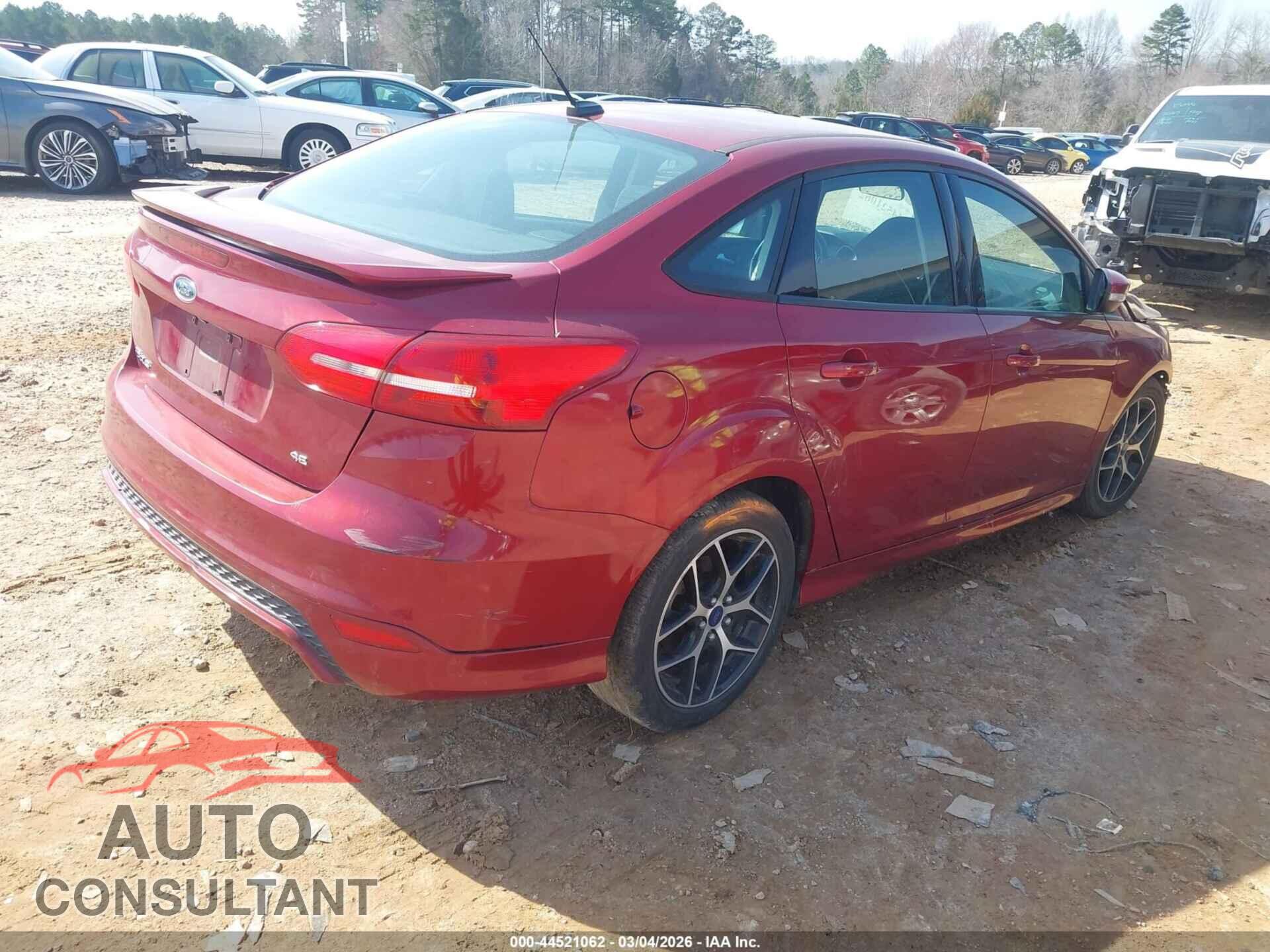 FORD FOCUS 2015 - 1FADP3F21FL322179