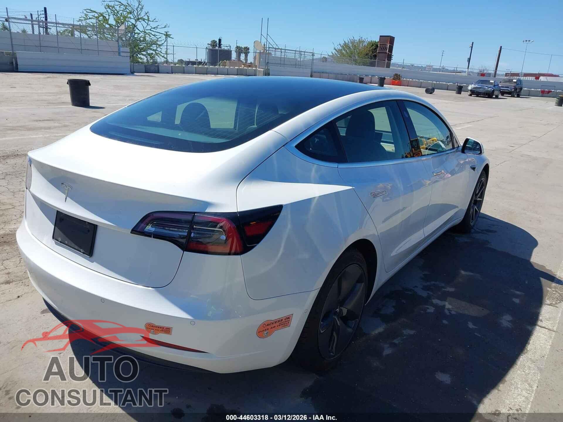 TESLA MODEL 3 2020 - 5YJ3E1EA2LF744890