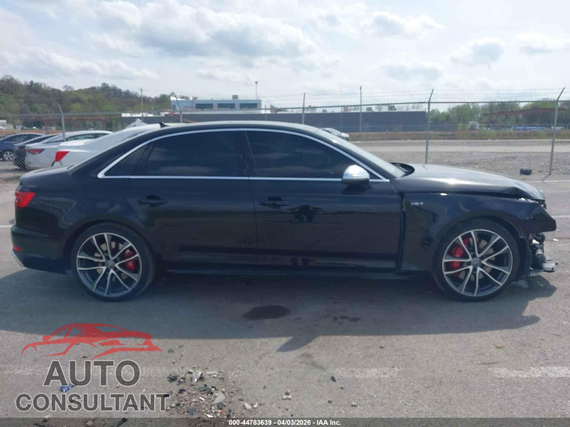 AUDI S4 2018 - WAUB4AF48JA002701