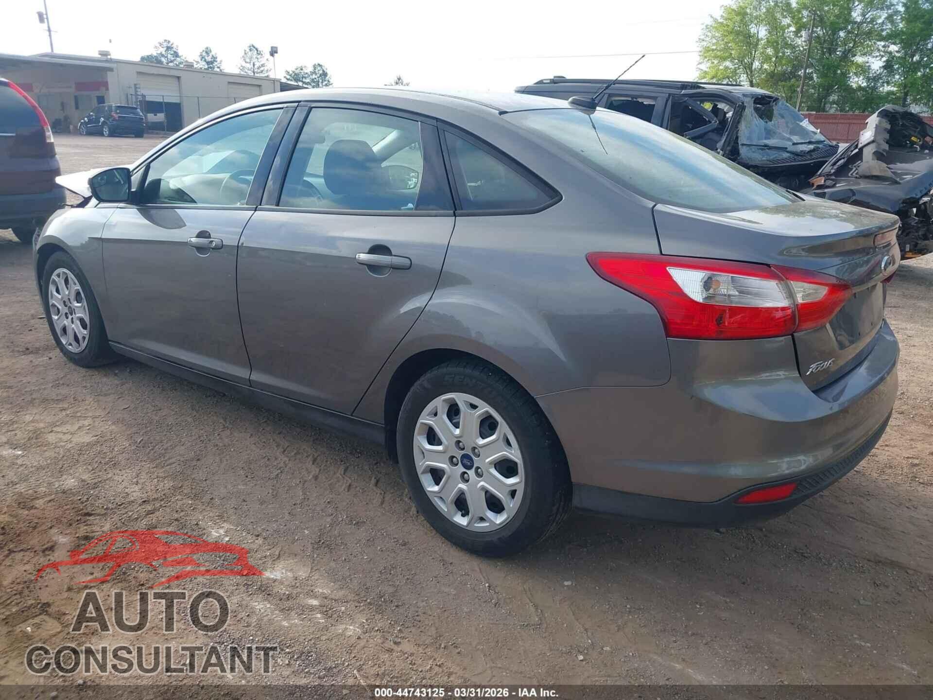 FORD FOCUS 2013 - 1FADP3F2XDL195350
