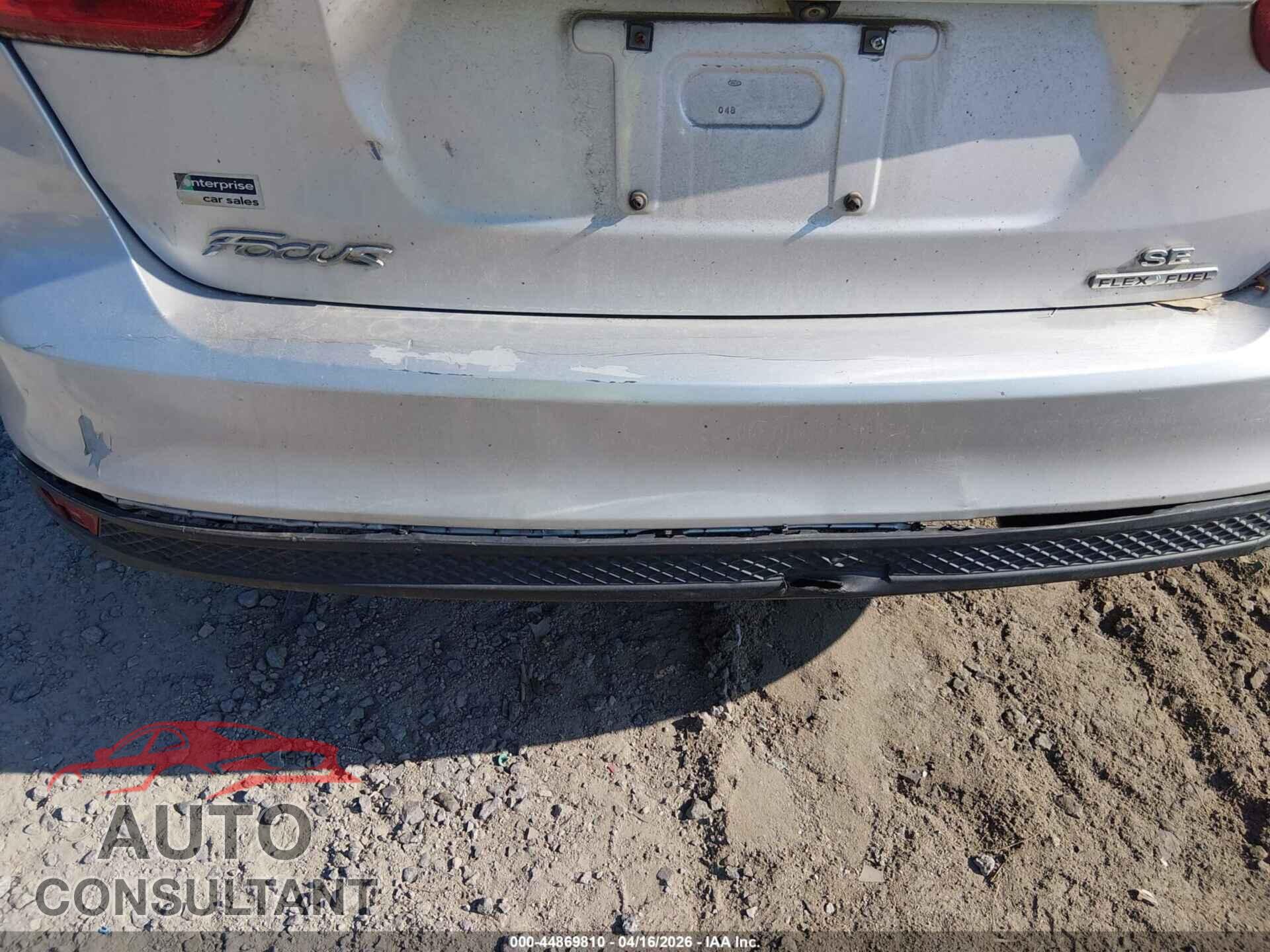 FORD FOCUS 2015 - 1FADP3F23FL262826