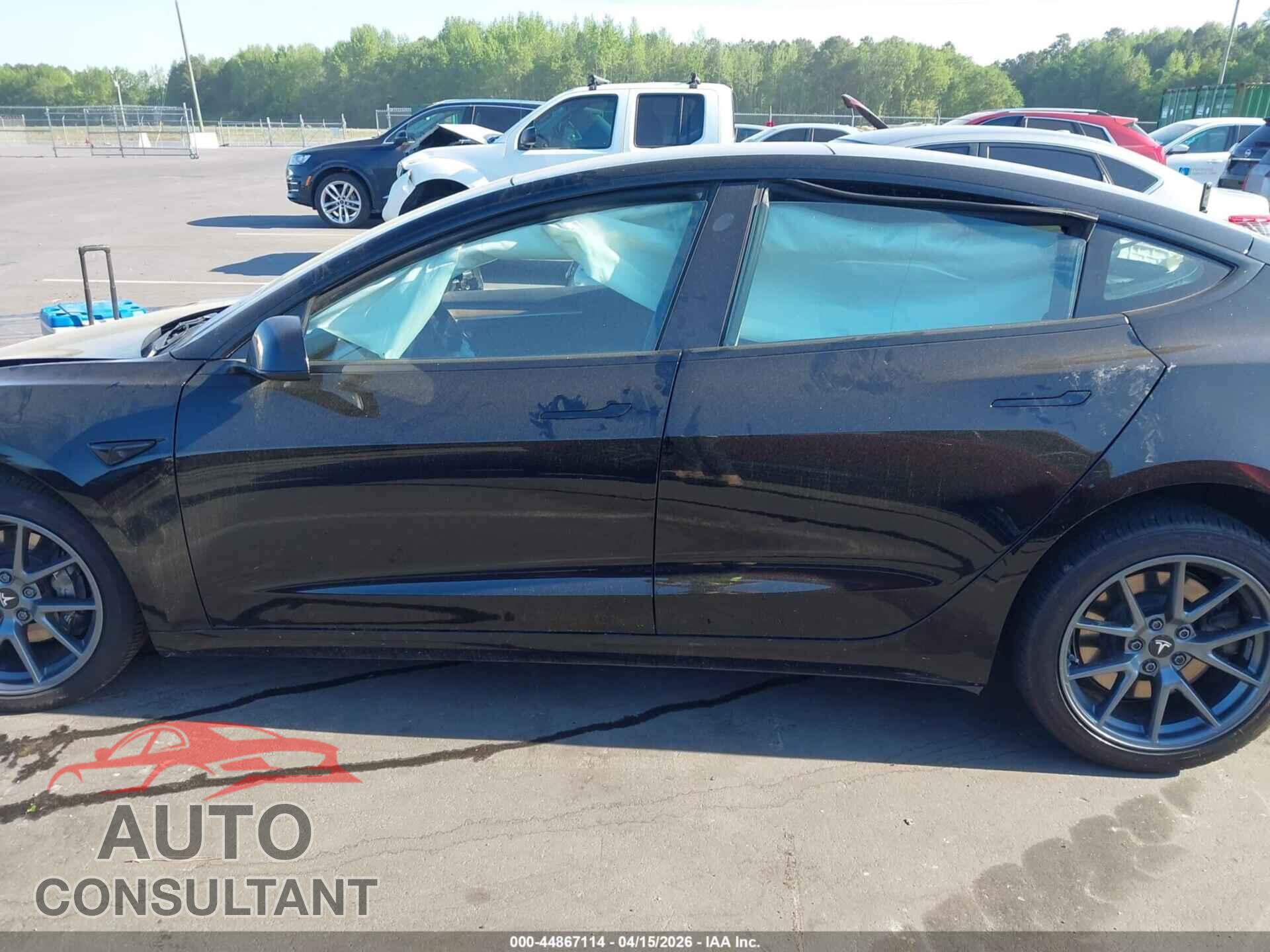 TESLA MODEL 3 2022 - 5YJ3E1EB3NF185040