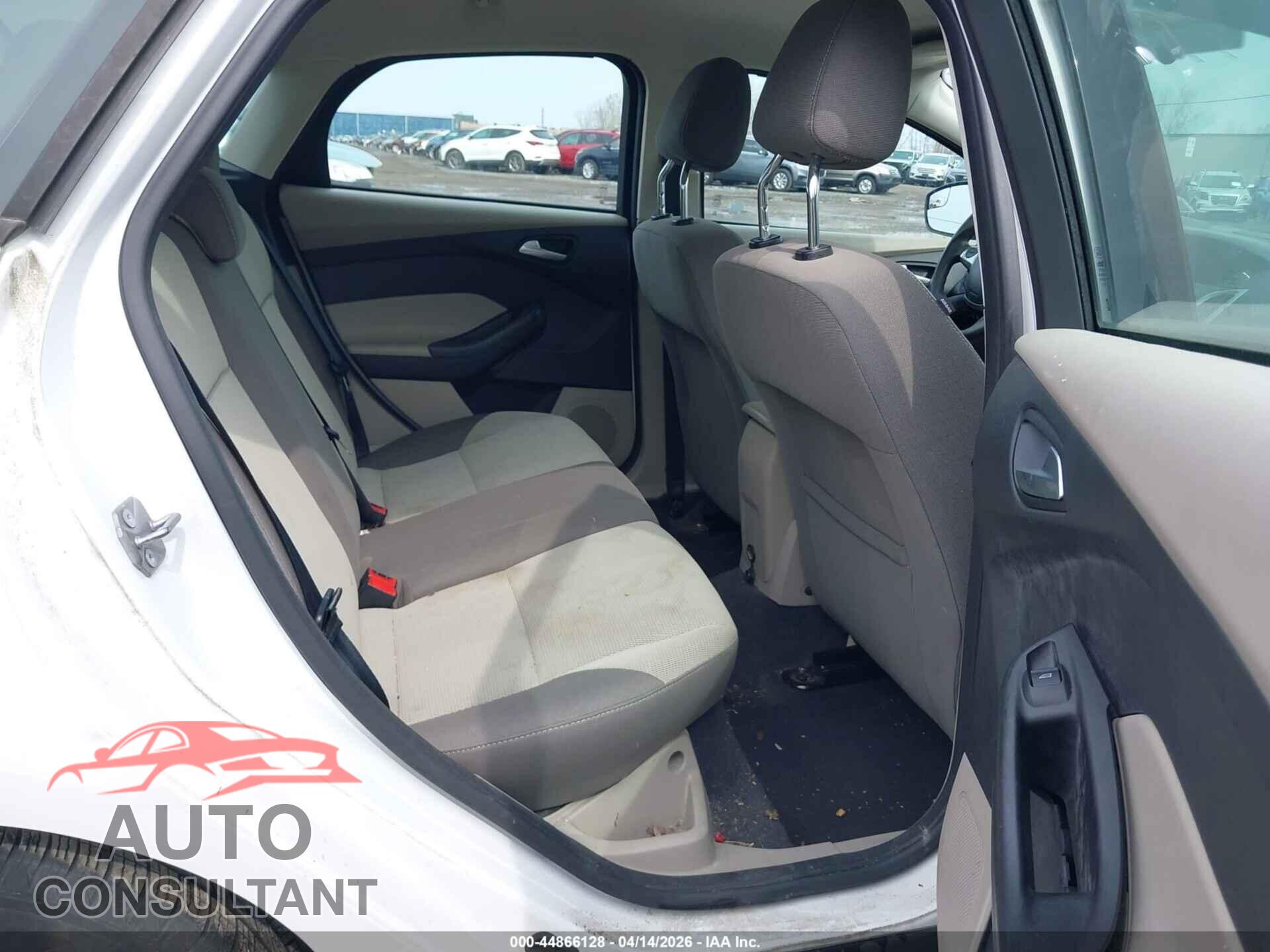 FORD FOCUS 2012 - 1FAHP3K25CL127477