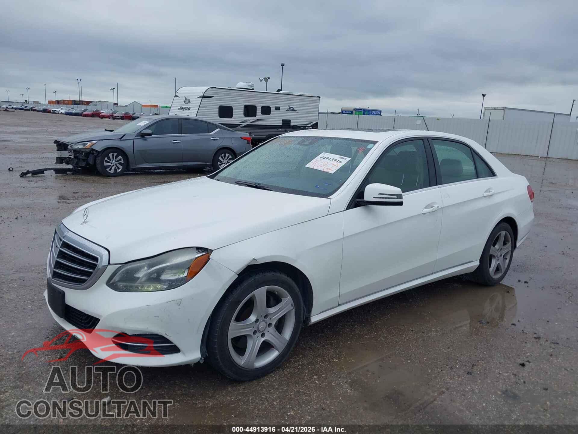 MERCEDES-BENZ E 2014 - WDDHF5KB0EA778724