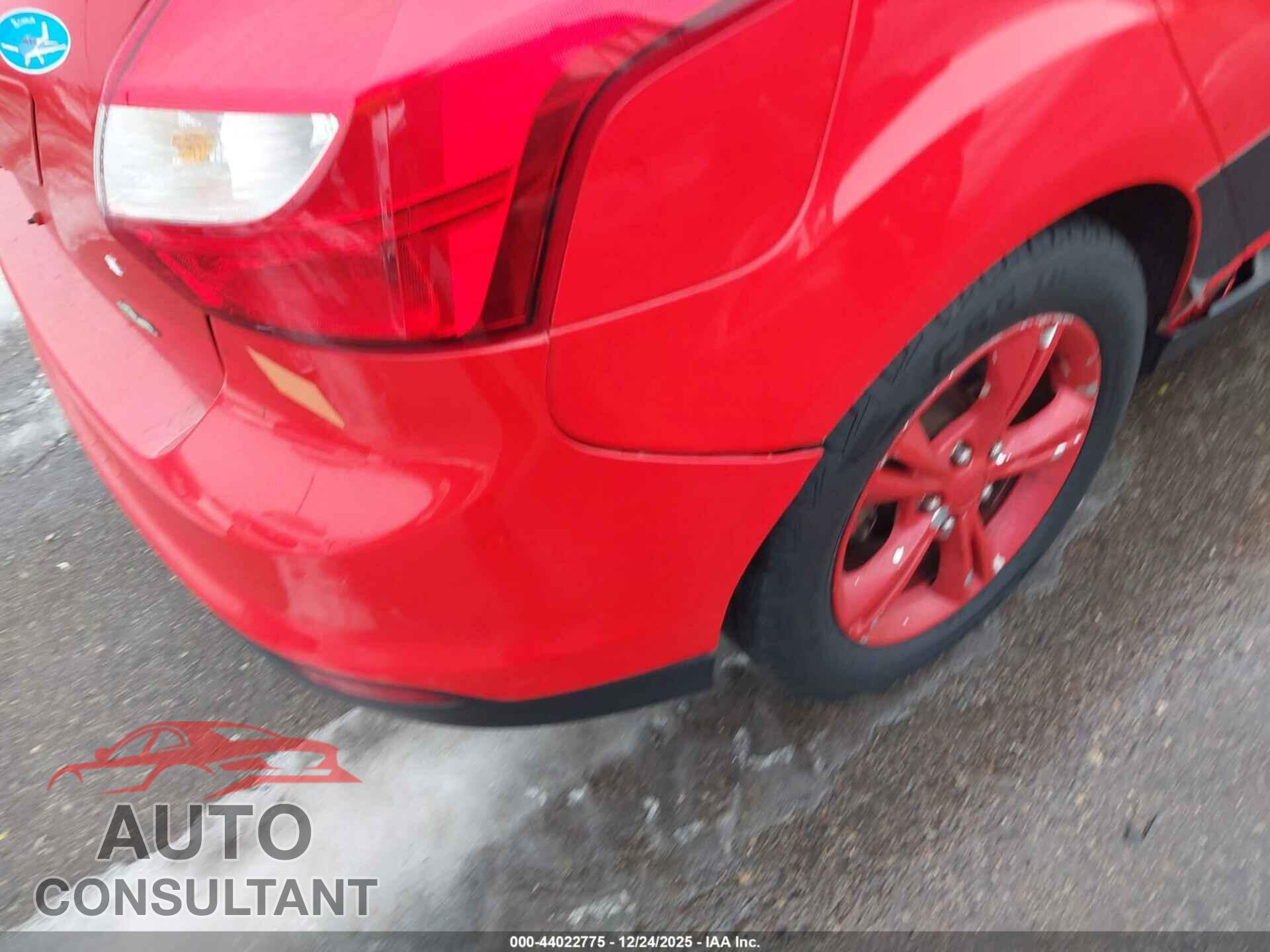 FORD FOCUS 2012 - 1FAHP3K28CL188810