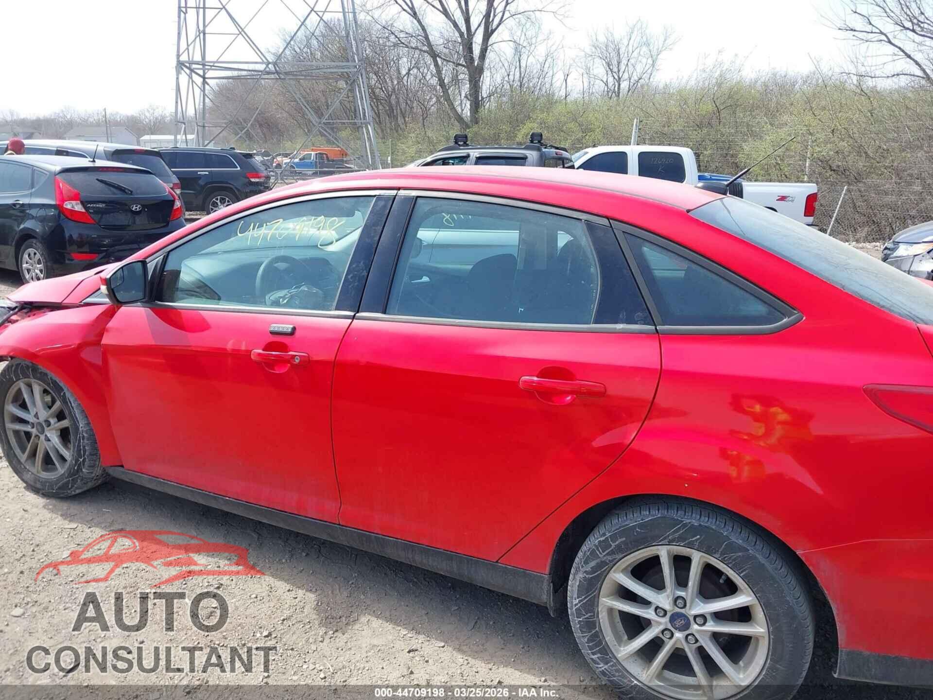 FORD FOCUS 2016 - 1FADP3F28GL378251