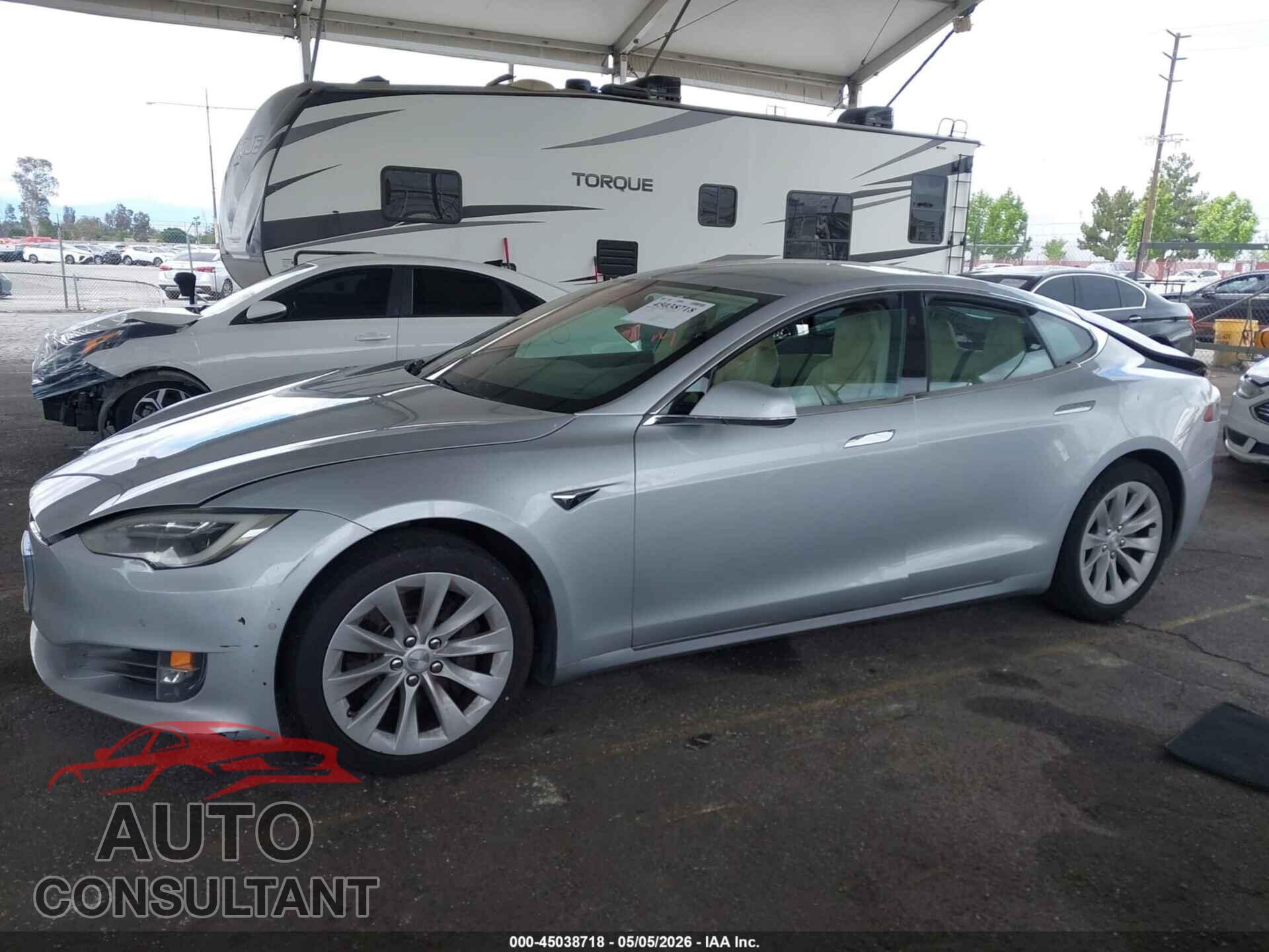 TESLA MODEL S 2016 - 5YJSA1E16GF176656