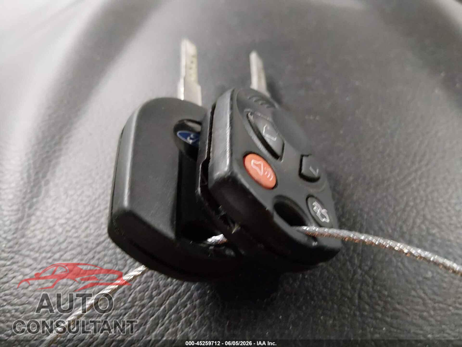FORD FOCUS 2014 - 1FADP3F2XEL287348