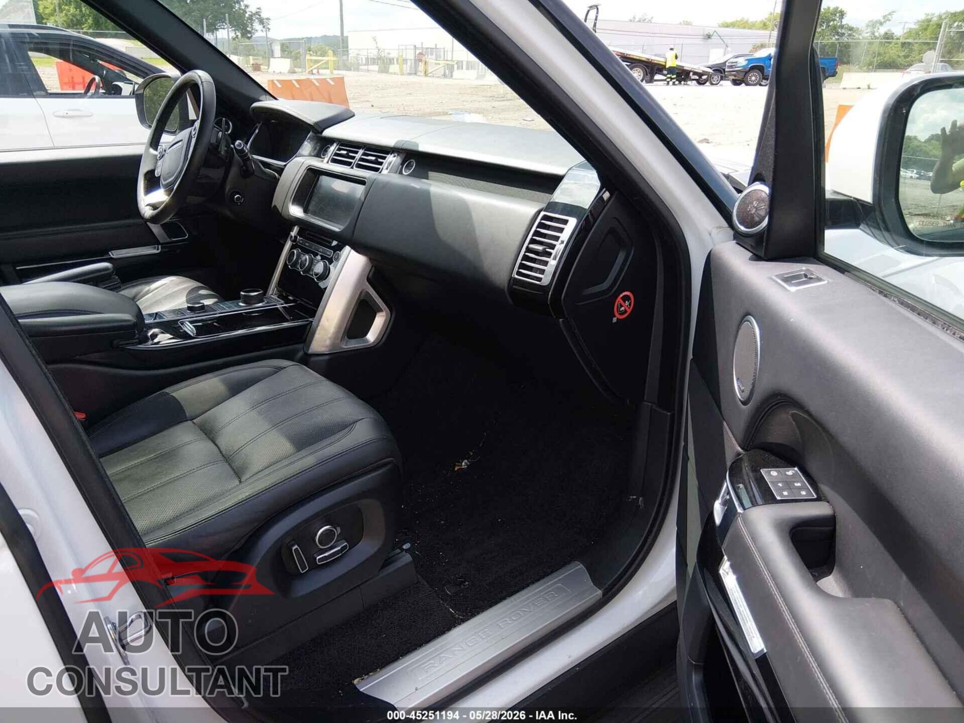 LAND ROVER RANGE ROVER 2017 - SALGS2FV8HA379576