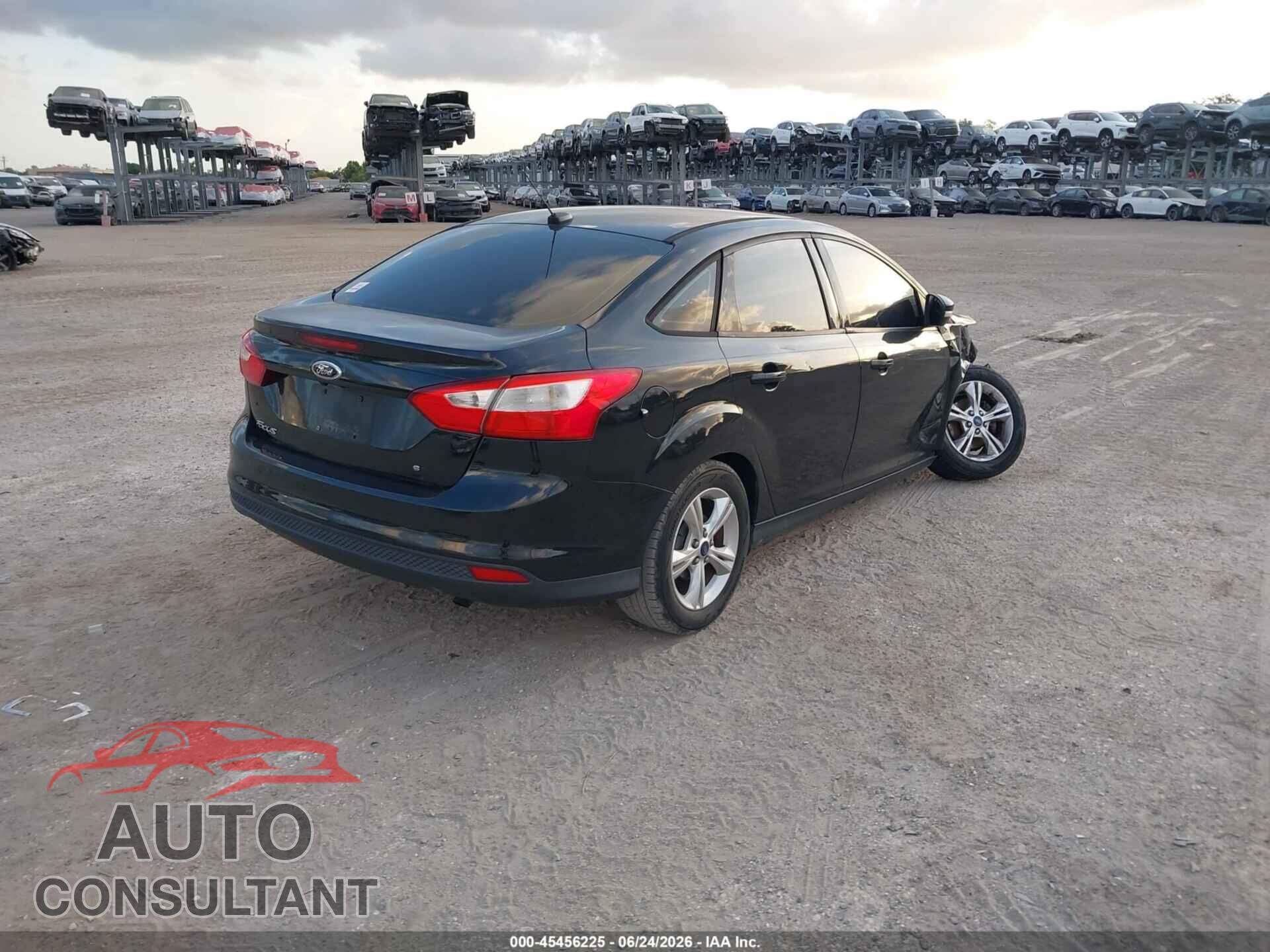 FORD FOCUS 2014 - 1FADP3F29EL212866