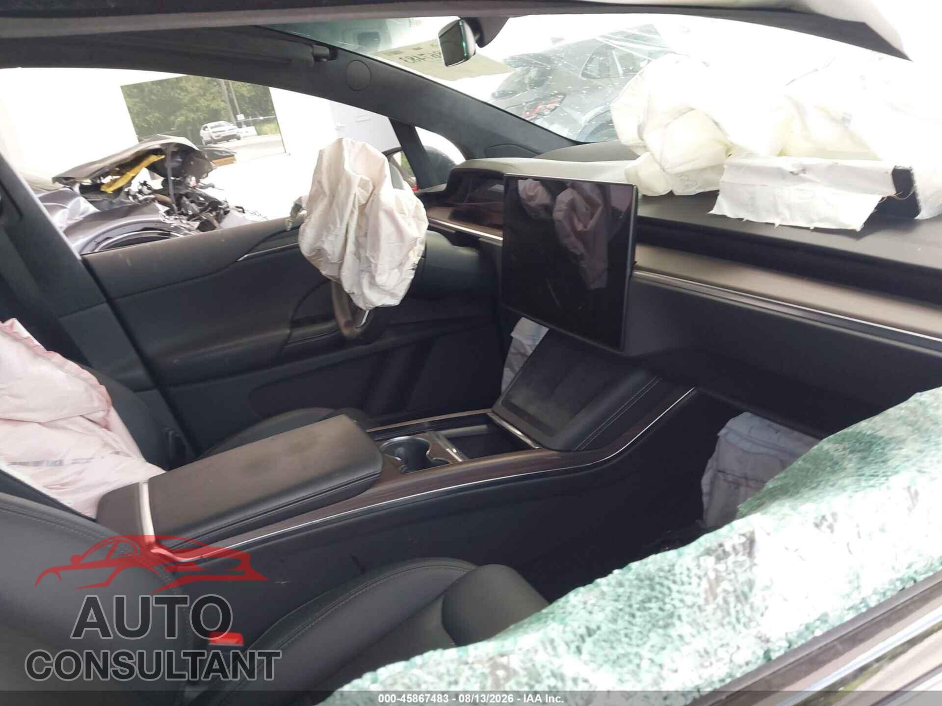 TESLA MODEL X 2024 - 7SAXCDE53RF442032
