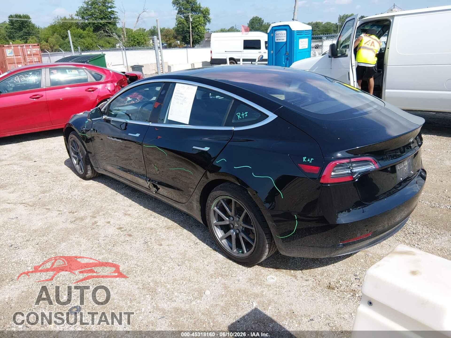TESLA MODEL 3 2018 - 5YJ3E1EA0JF012559