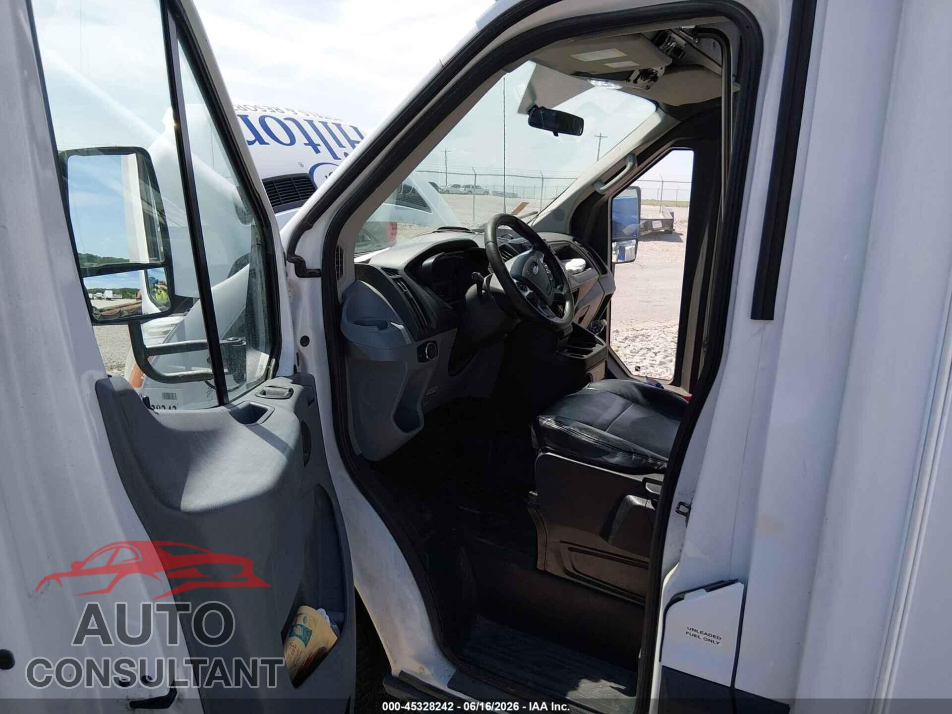 FORD TRANSIT-350 CUTAWAY 2017 - 1FDES8PMXHKB09052
