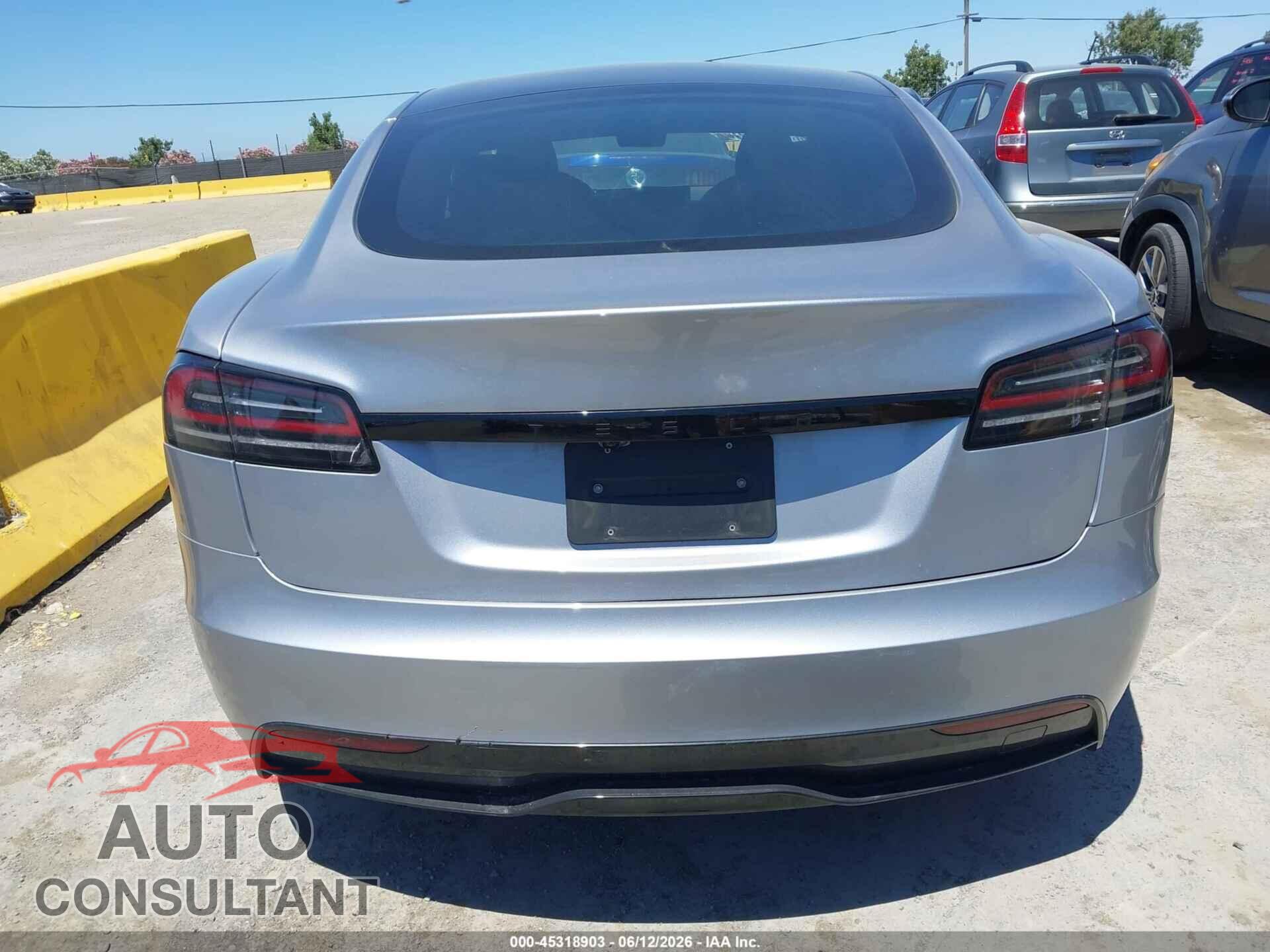 TESLA MODEL S 2026 - 5YJSA1E5XTF552353
