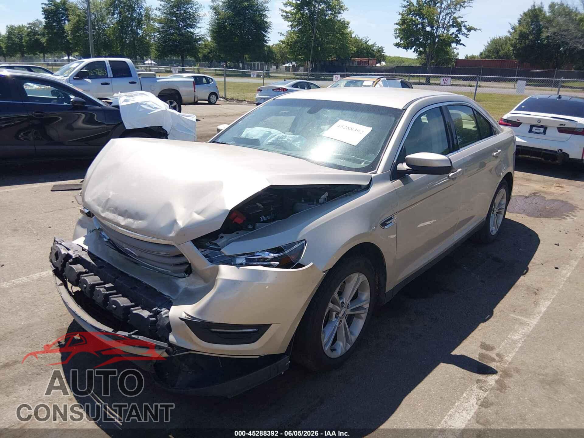 FORD TAURUS 2017 - 1FAHP2H85HG112046