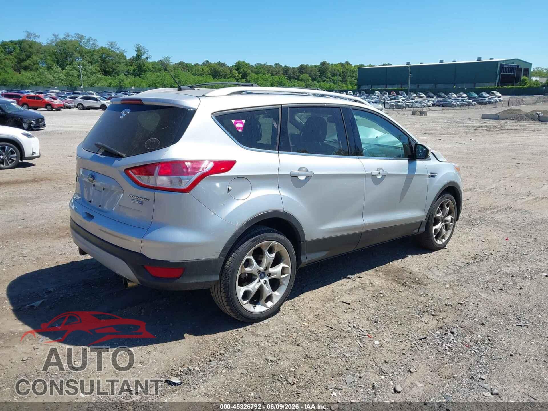 FORD ESCAPE 2013 - 1FMCU9J90DUC82959
