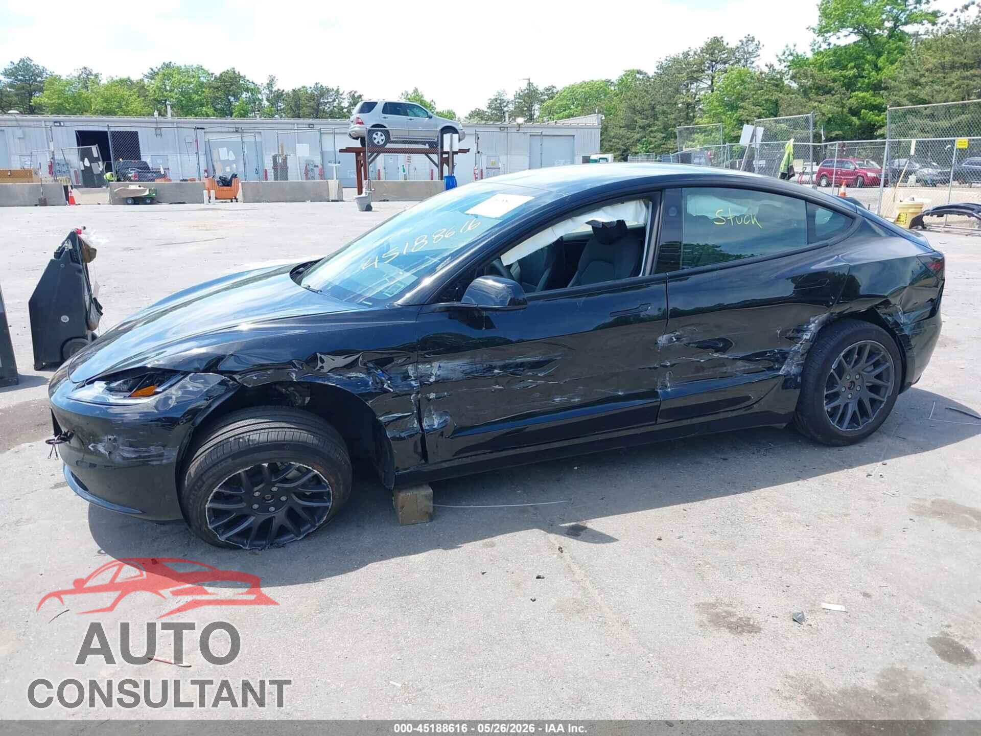 TESLA MODEL 3 2026 - 5YJ3E1EB3TF118094