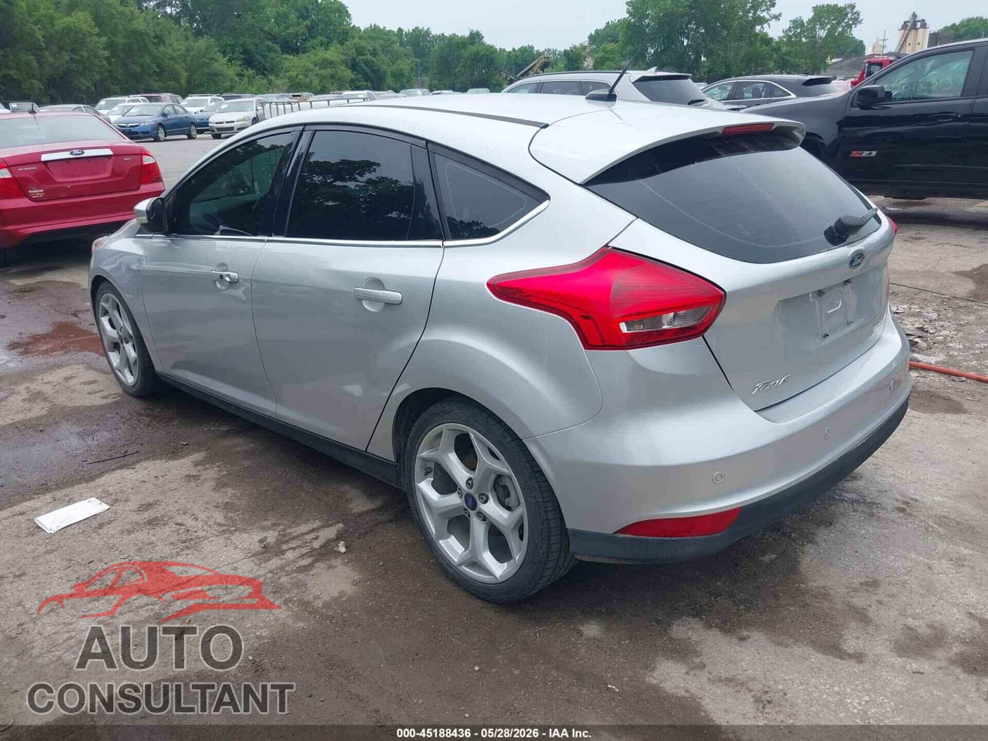 FORD FOCUS 2017 - 1FADP3N22HL287656