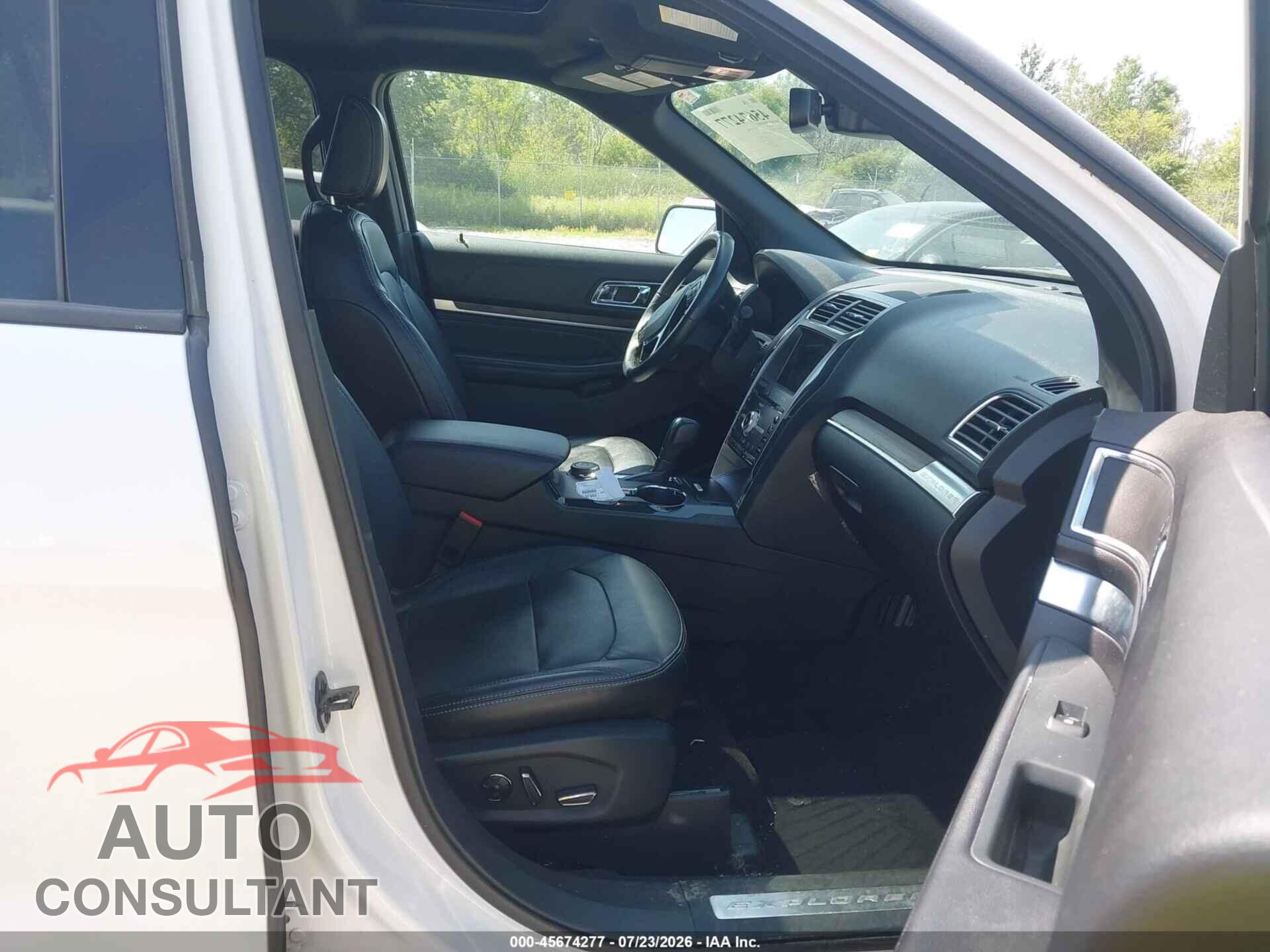FORD EXPLORER 2018 - 1FM5K8F81JGB40557