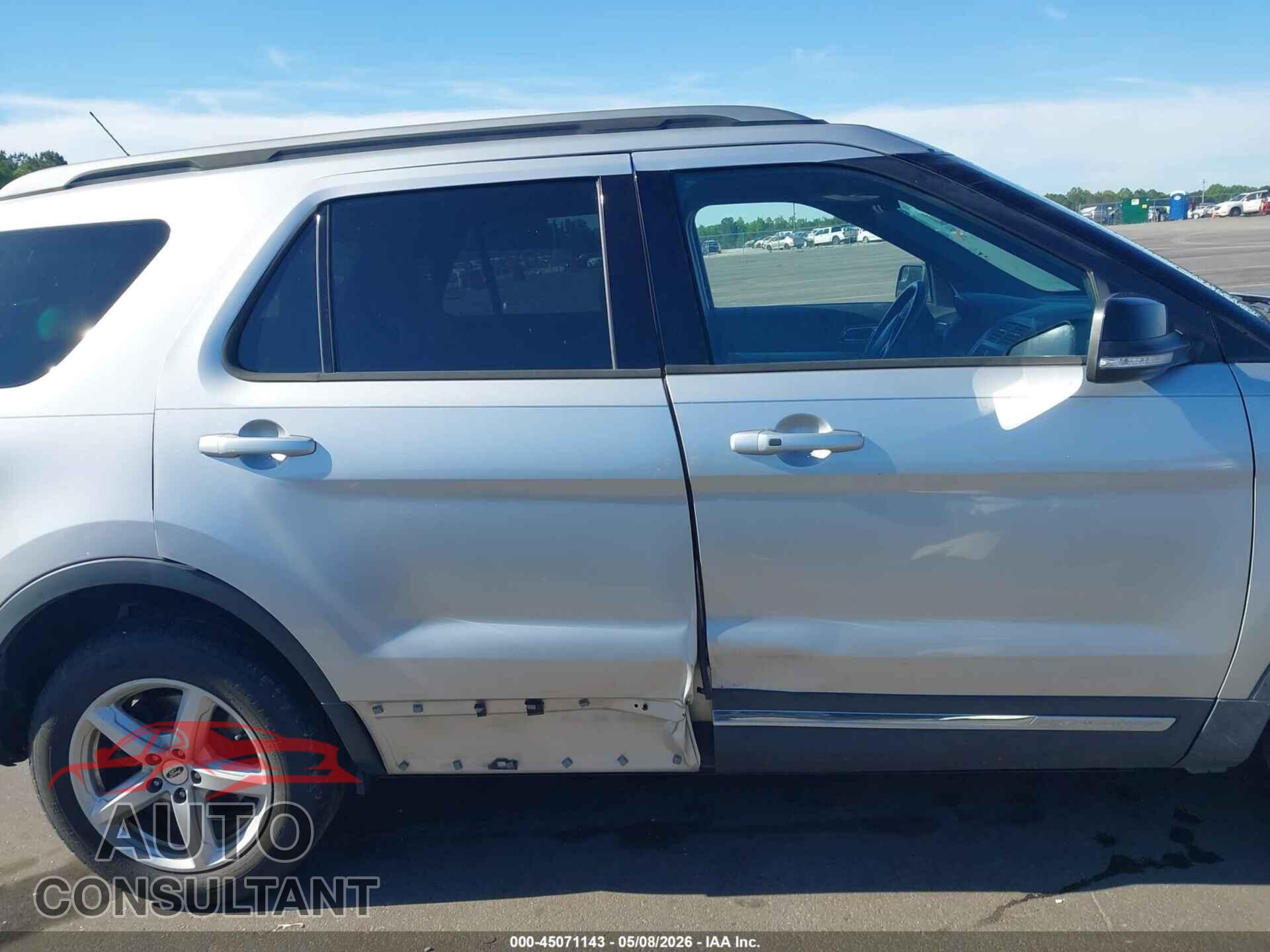 FORD EXPLORER 2018 - 1FM5K7D86JGB51261