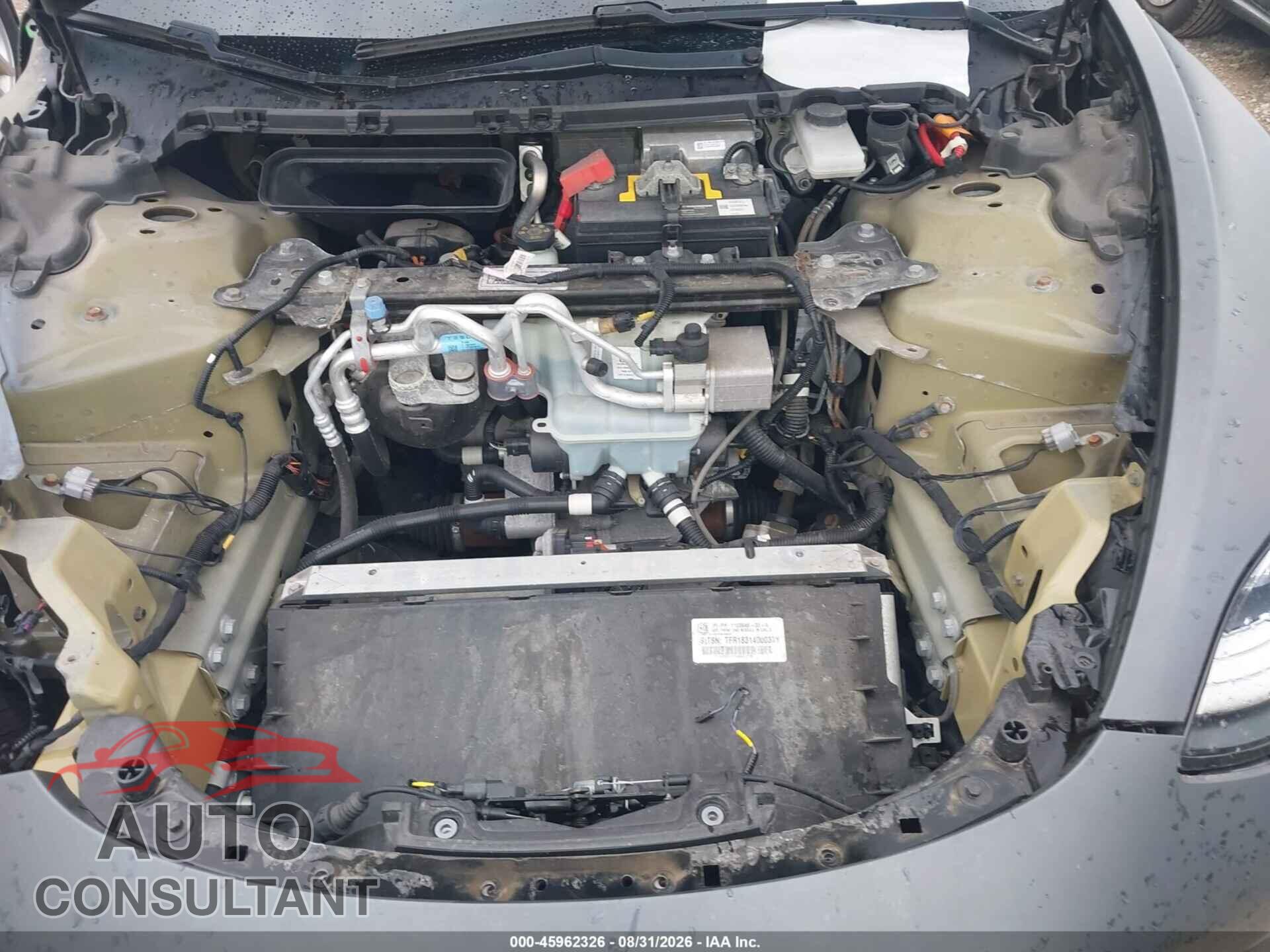 TESLA MODEL 3 2018 - 5YJ3E1EB0JF127302