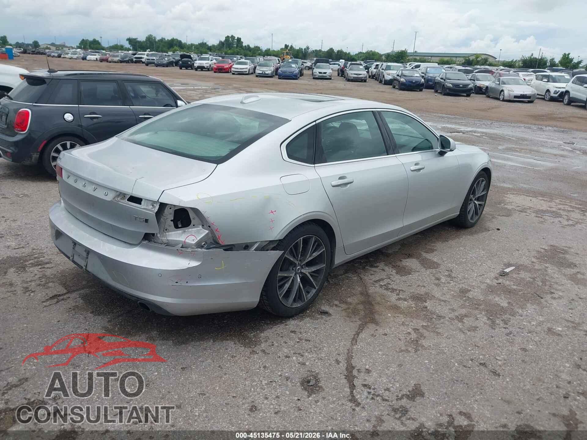 VOLVO S90 2018 - LVY982MK4JP007252