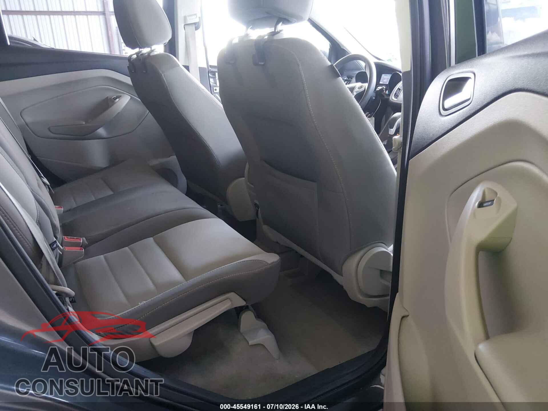 FORD ESCAPE 2015 - 1FMCU0G75FUC40176